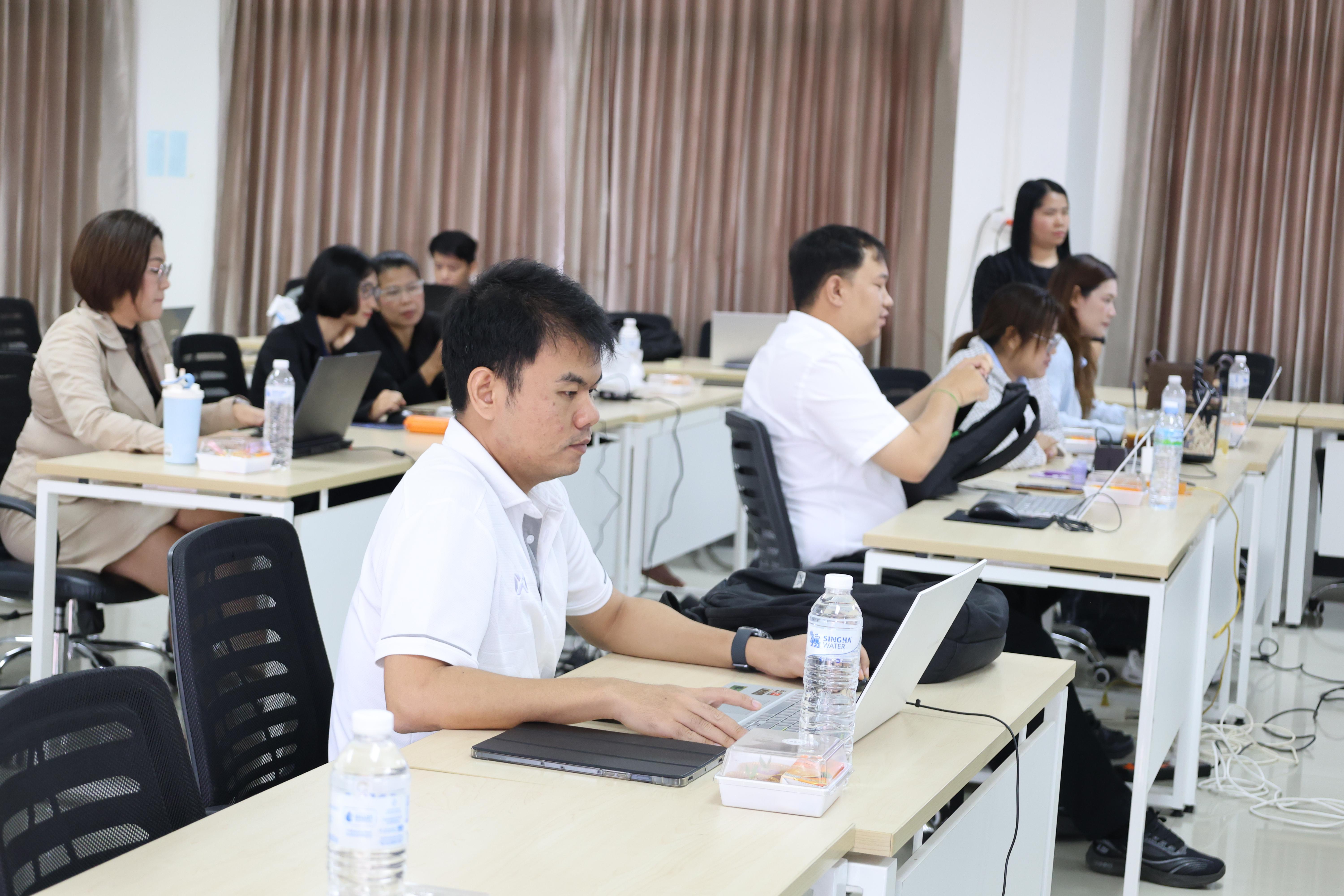 168. โครงการการผลิตสื่อการสอนด้วยนวัตกรรม AI ของครูเพื่อส่งเสริมความคิดสร้างสรรค์สำหรับผู้เรียนในยุคดิจิทัลตามบริบทของโรงเรียน ภายใต้โครงการพัฒนาคุณภาพการศึกษาและการพัฒนาท้องถิ่นโดยมีสถาบันอุดมศึกษาเป็นพี่เลี้ยงเครือข่ายเพื่อการพัฒนาอุดมศึกษา