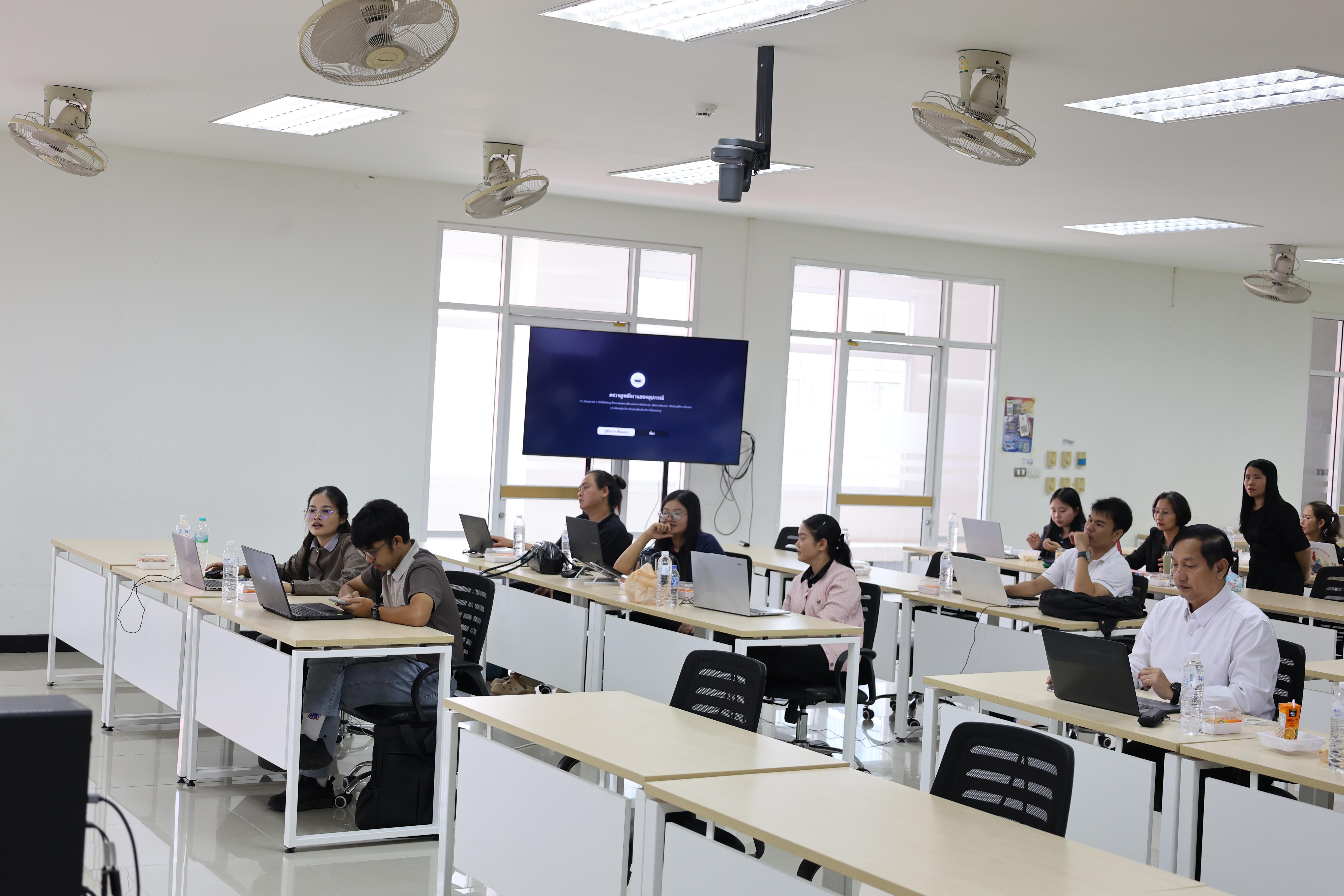 184. โครงการการผลิตสื่อการสอนด้วยนวัตกรรม AI ของครูเพื่อส่งเสริมความคิดสร้างสรรค์สำหรับผู้เรียนในยุคดิจิทัลตามบริบทของโรงเรียน ภายใต้โครงการพัฒนาคุณภาพการศึกษาและการพัฒนาท้องถิ่นโดยมีสถาบันอุดมศึกษาเป็นพี่เลี้ยงเครือข่ายเพื่อการพัฒนาอุดมศึกษา