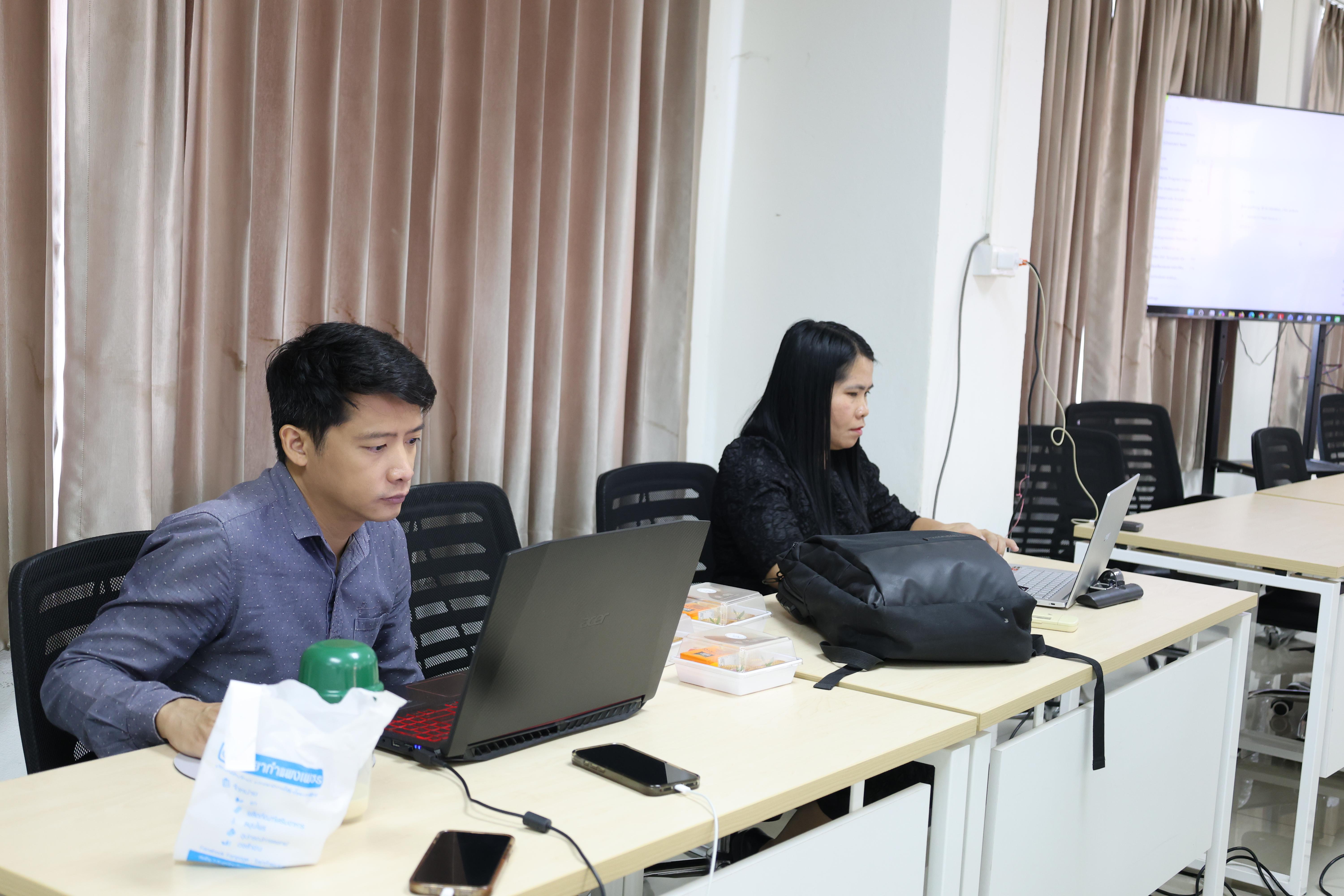 193. โครงการการผลิตสื่อการสอนด้วยนวัตกรรม AI ของครูเพื่อส่งเสริมความคิดสร้างสรรค์สำหรับผู้เรียนในยุคดิจิทัลตามบริบทของโรงเรียน ภายใต้โครงการพัฒนาคุณภาพการศึกษาและการพัฒนาท้องถิ่นโดยมีสถาบันอุดมศึกษาเป็นพี่เลี้ยงเครือข่ายเพื่อการพัฒนาอุดมศึกษา