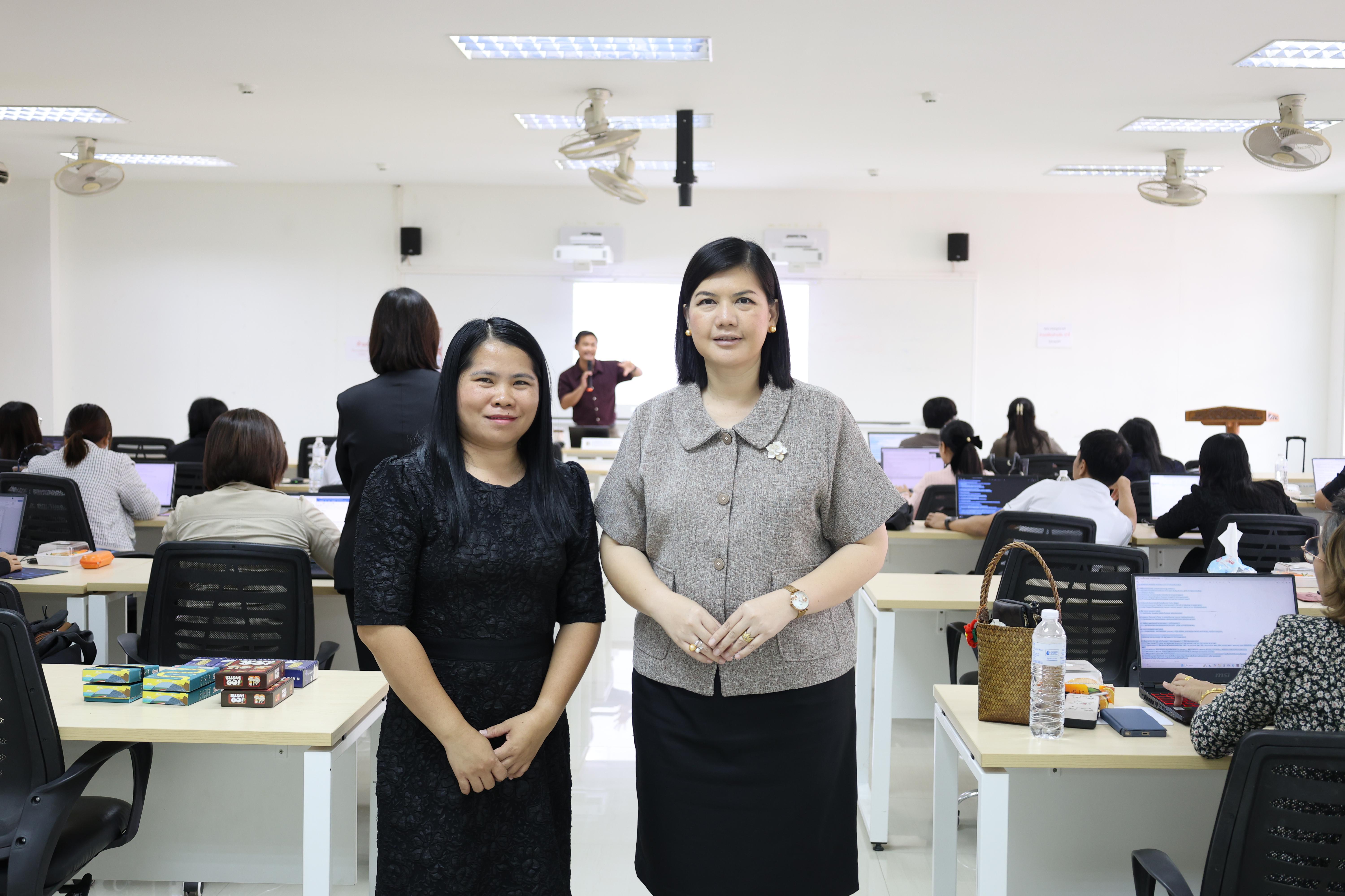 205. โครงการการผลิตสื่อการสอนด้วยนวัตกรรม AI ของครูเพื่อส่งเสริมความคิดสร้างสรรค์สำหรับผู้เรียนในยุคดิจิทัลตามบริบทของโรงเรียน ภายใต้โครงการพัฒนาคุณภาพการศึกษาและการพัฒนาท้องถิ่นโดยมีสถาบันอุดมศึกษาเป็นพี่เลี้ยงเครือข่ายเพื่อการพัฒนาอุดมศึกษา
