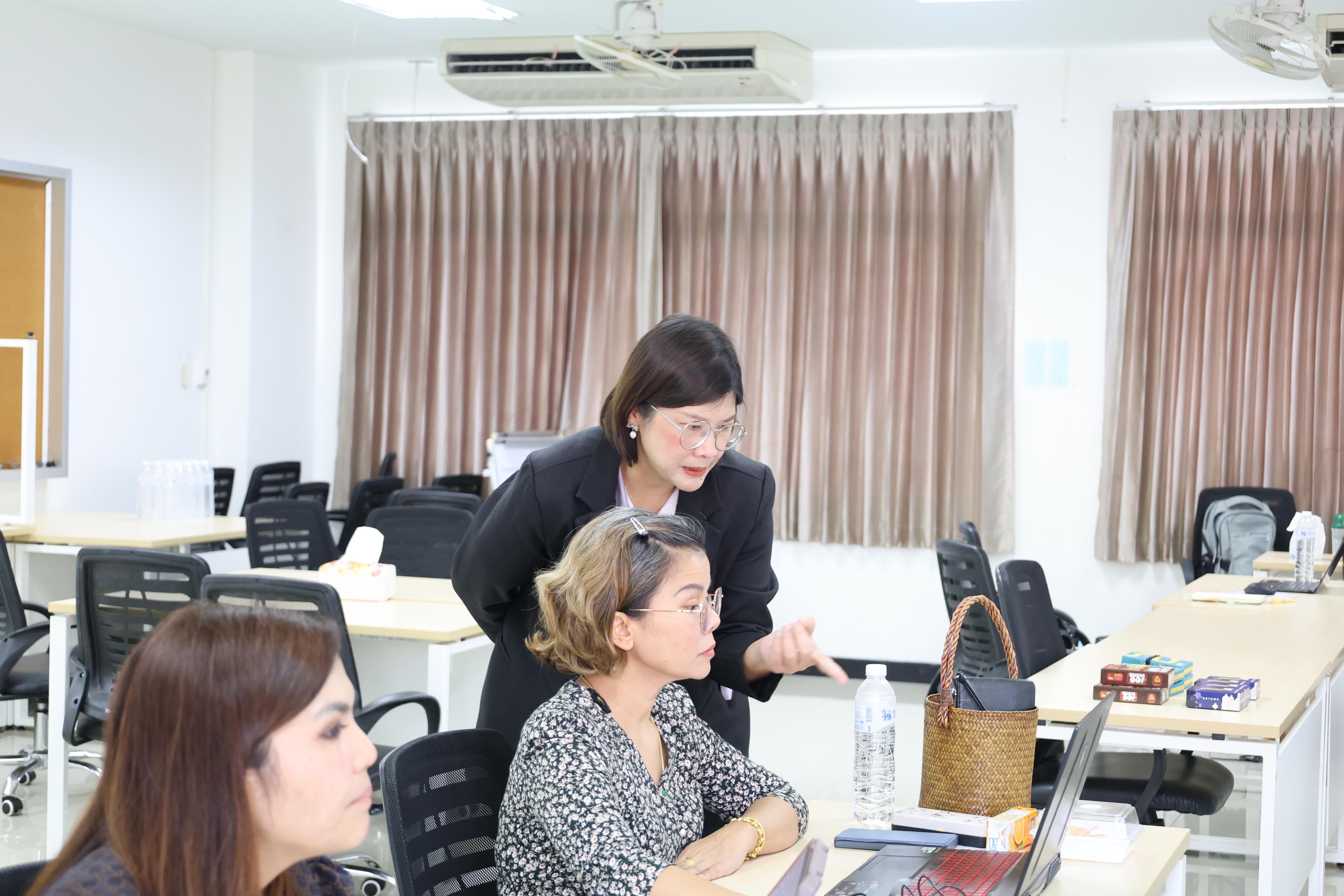 209. โครงการการผลิตสื่อการสอนด้วยนวัตกรรม AI ของครูเพื่อส่งเสริมความคิดสร้างสรรค์สำหรับผู้เรียนในยุคดิจิทัลตามบริบทของโรงเรียน ภายใต้โครงการพัฒนาคุณภาพการศึกษาและการพัฒนาท้องถิ่นโดยมีสถาบันอุดมศึกษาเป็นพี่เลี้ยงเครือข่ายเพื่อการพัฒนาอุดมศึกษา