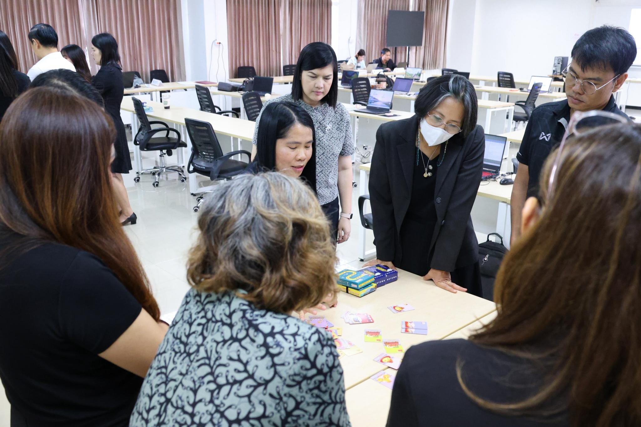228. โครงการการผลิตสื่อการสอนด้วยนวัตกรรม AI ของครูเพื่อส่งเสริมความคิดสร้างสรรค์สำหรับผู้เรียนในยุคดิจิทัลตามบริบทของโรงเรียน ภายใต้โครงการพัฒนาคุณภาพการศึกษาและการพัฒนาท้องถิ่นโดยมีสถาบันอุดมศึกษาเป็นพี่เลี้ยงเครือข่ายเพื่อการพัฒนาอุดมศึกษา
