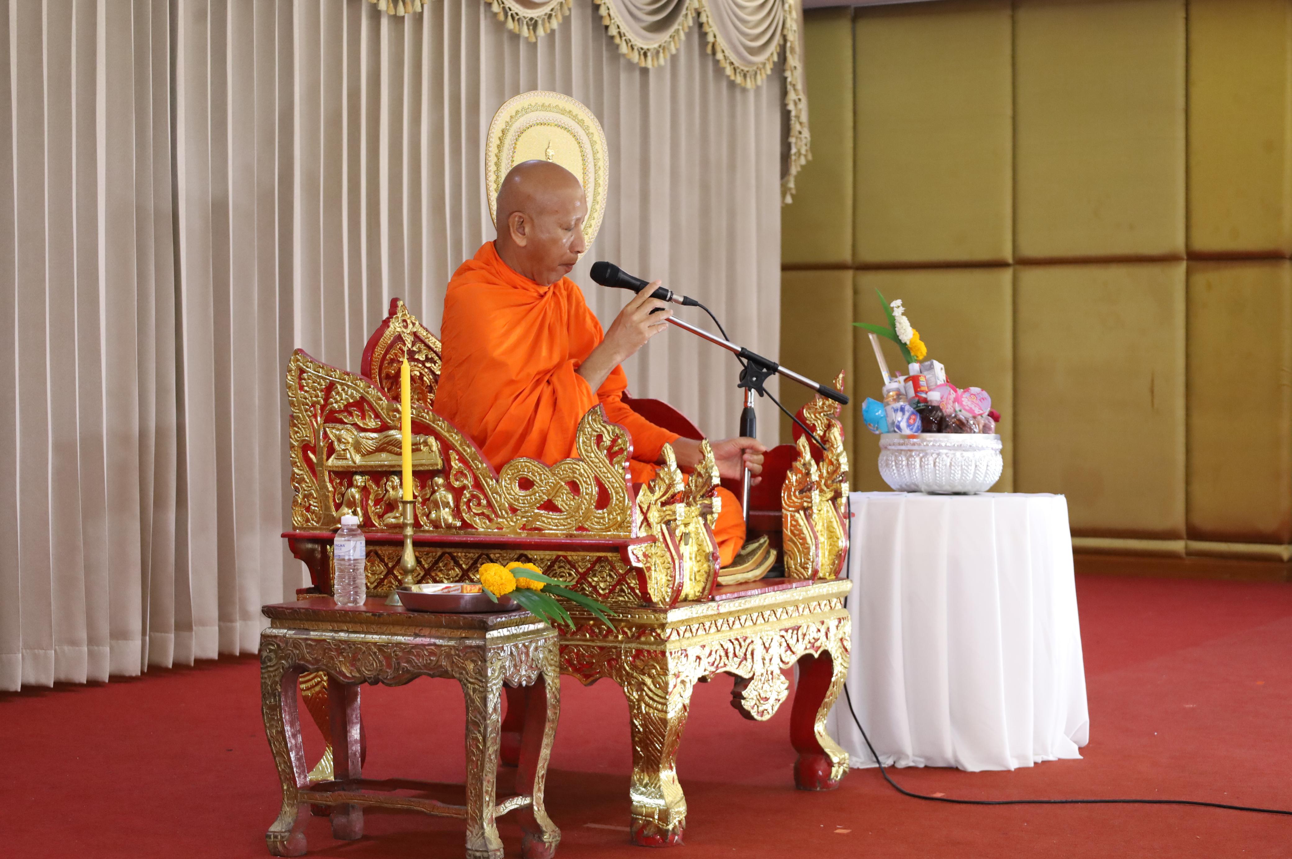 37. พิธีทอดผ้าป่าสามัคคี เพื่ออุทิศบุญกุศลให้แก่ผู้วายชนม์ ขอขอบคุณผู้บริหาร คณาจารย์ บุคลากร และผู้มีจิตศรัทธาทุกท่าน