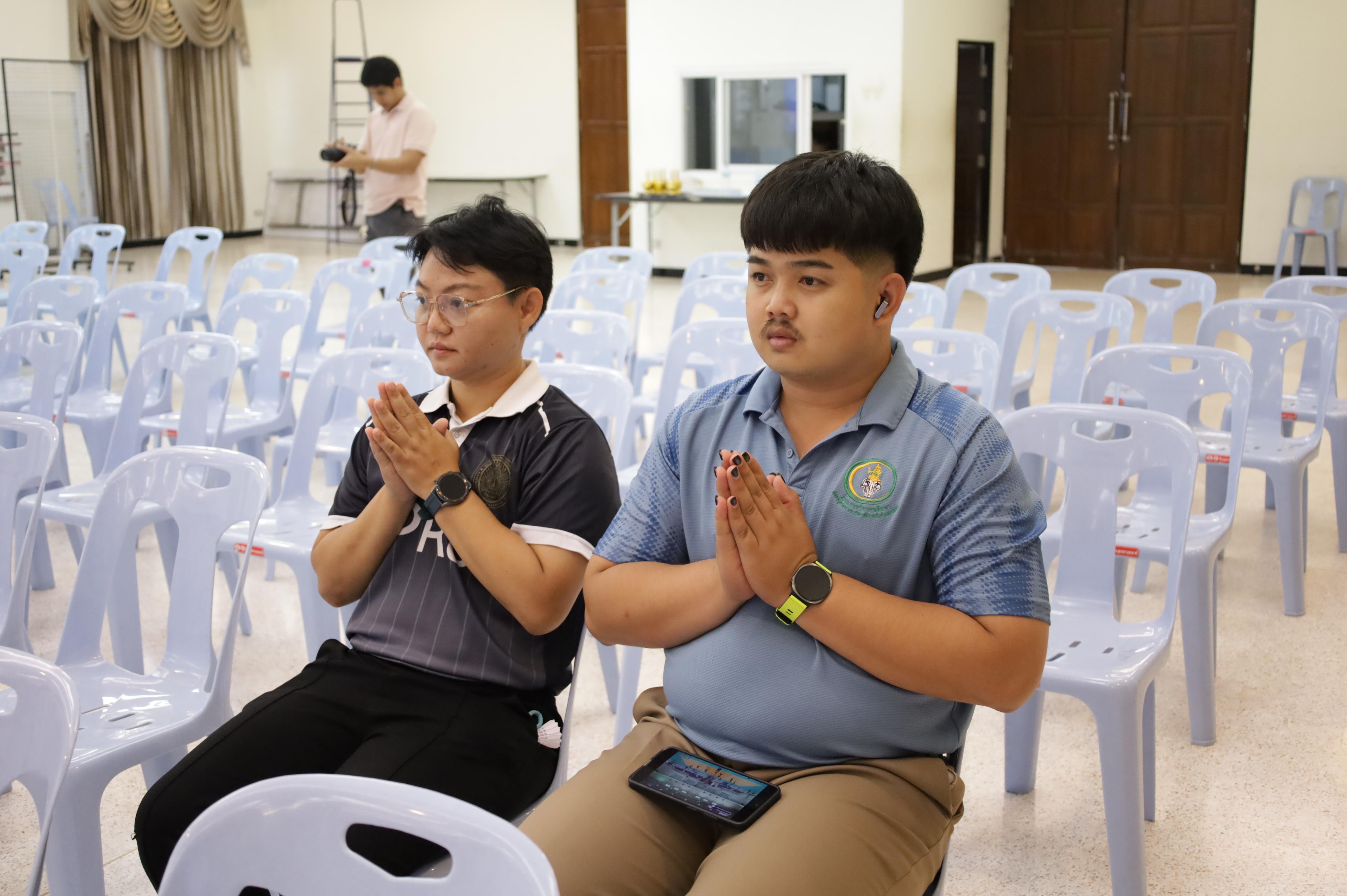 53. พิธีทอดผ้าป่าสามัคคี เพื่ออุทิศบุญกุศลให้แก่ผู้วายชนม์ ขอขอบคุณผู้บริหาร คณาจารย์ บุคลากร และผู้มีจิตศรัทธาทุกท่าน