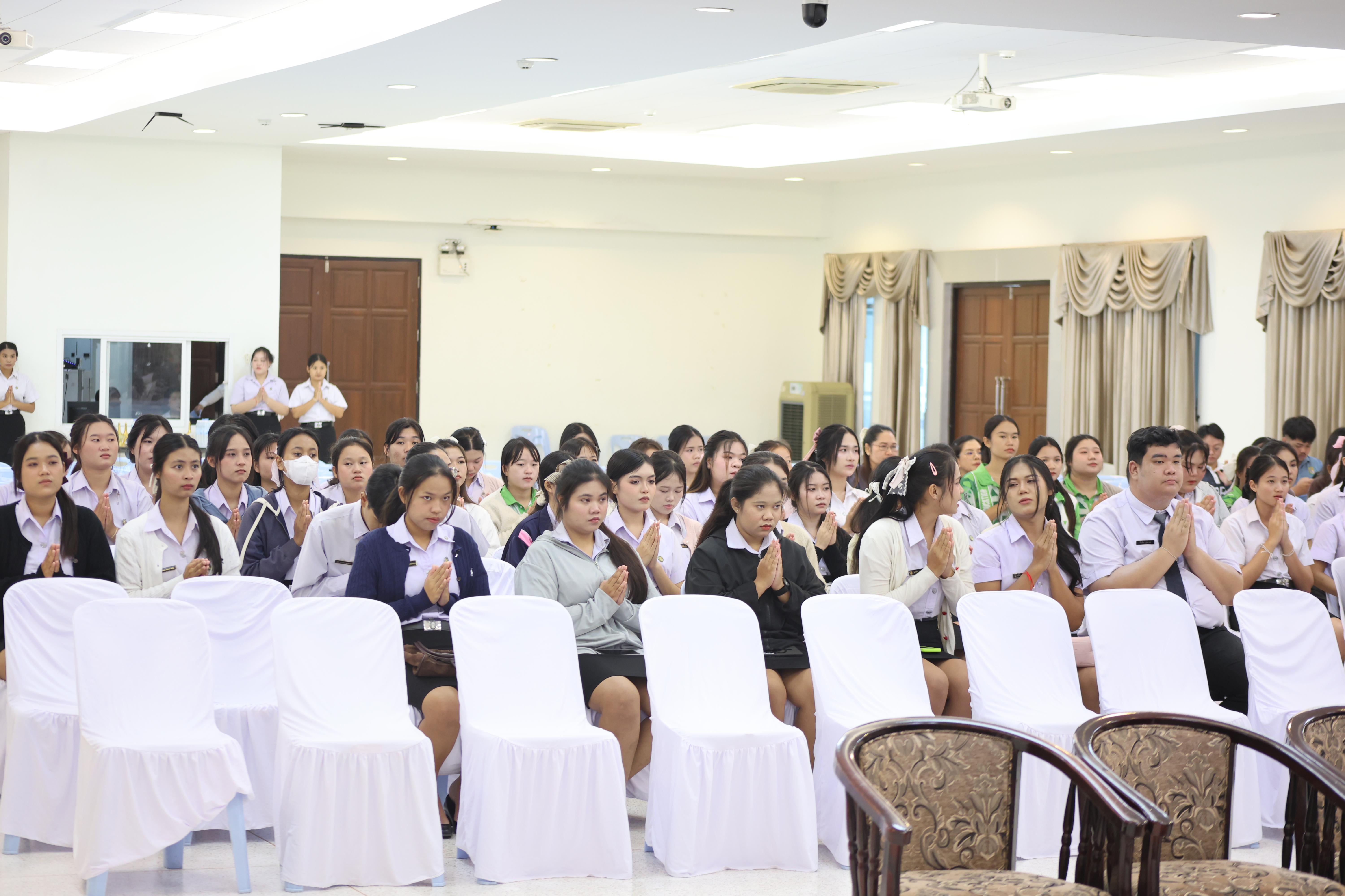 158. พิธีทอดผ้าป่าสามัคคี เพื่ออุทิศบุญกุศลให้แก่ผู้วายชนม์ ขอขอบคุณผู้บริหาร คณาจารย์ บุคลากร และผู้มีจิตศรัทธาทุกท่าน