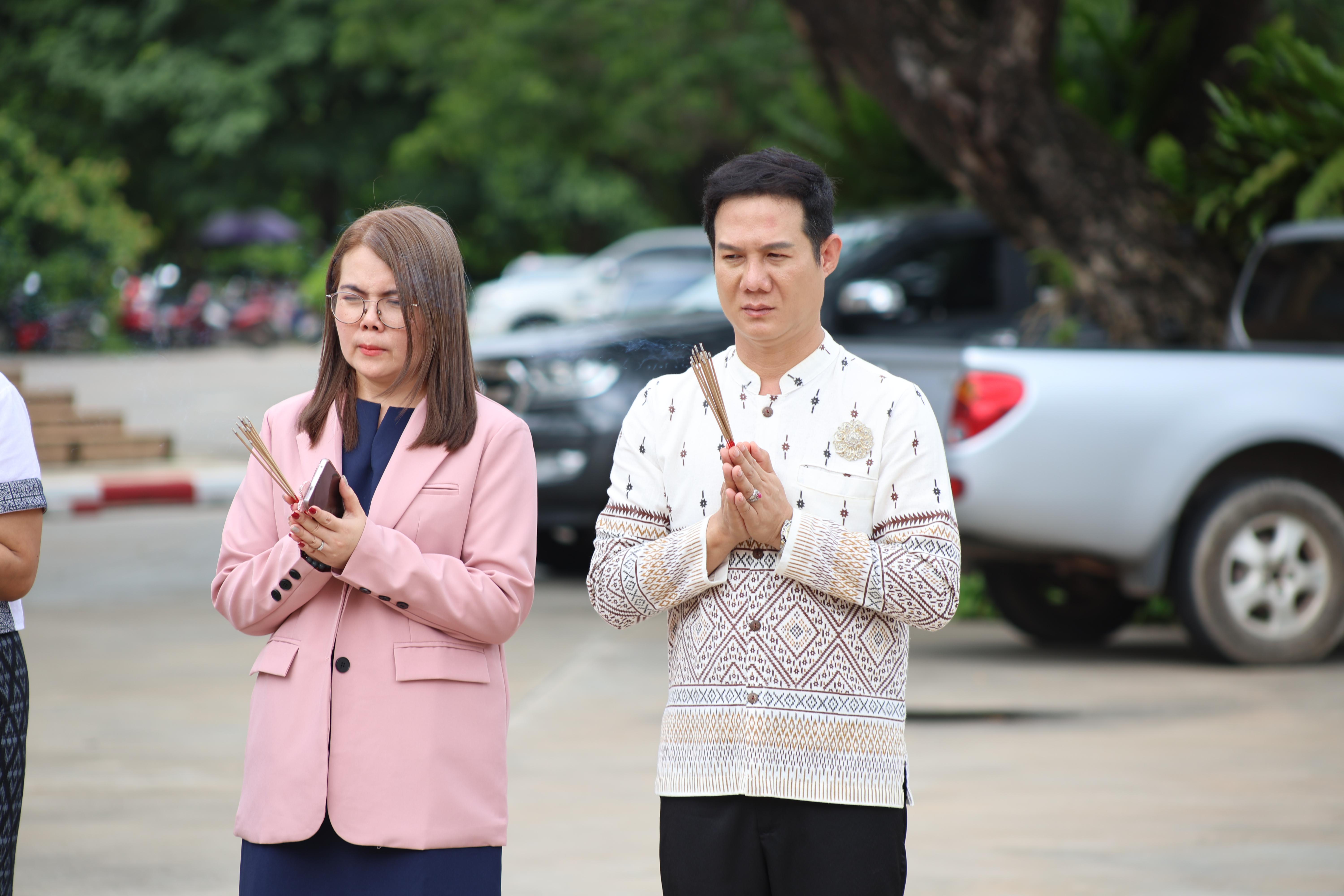 203. พิธีทอดผ้าป่าสามัคคี เพื่ออุทิศบุญกุศลให้แก่ผู้วายชนม์ ขอขอบคุณผู้บริหาร คณาจารย์ บุคลากร และผู้มีจิตศรัทธาทุกท่าน