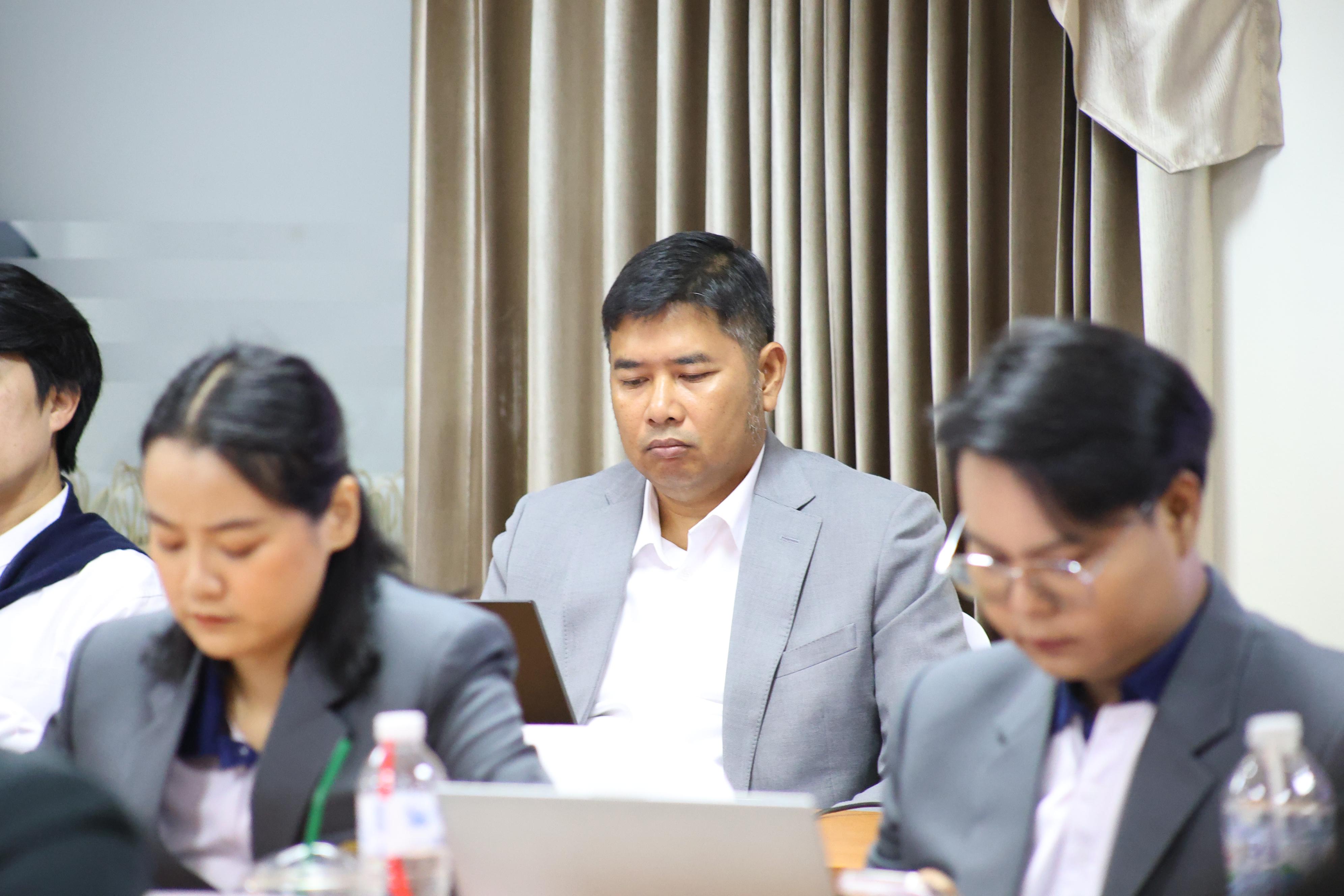 69. การใช้สถิตขั้นสูงในการวิจัยสำหรับนักศึกษาระดับบัณฑิตศึกษา