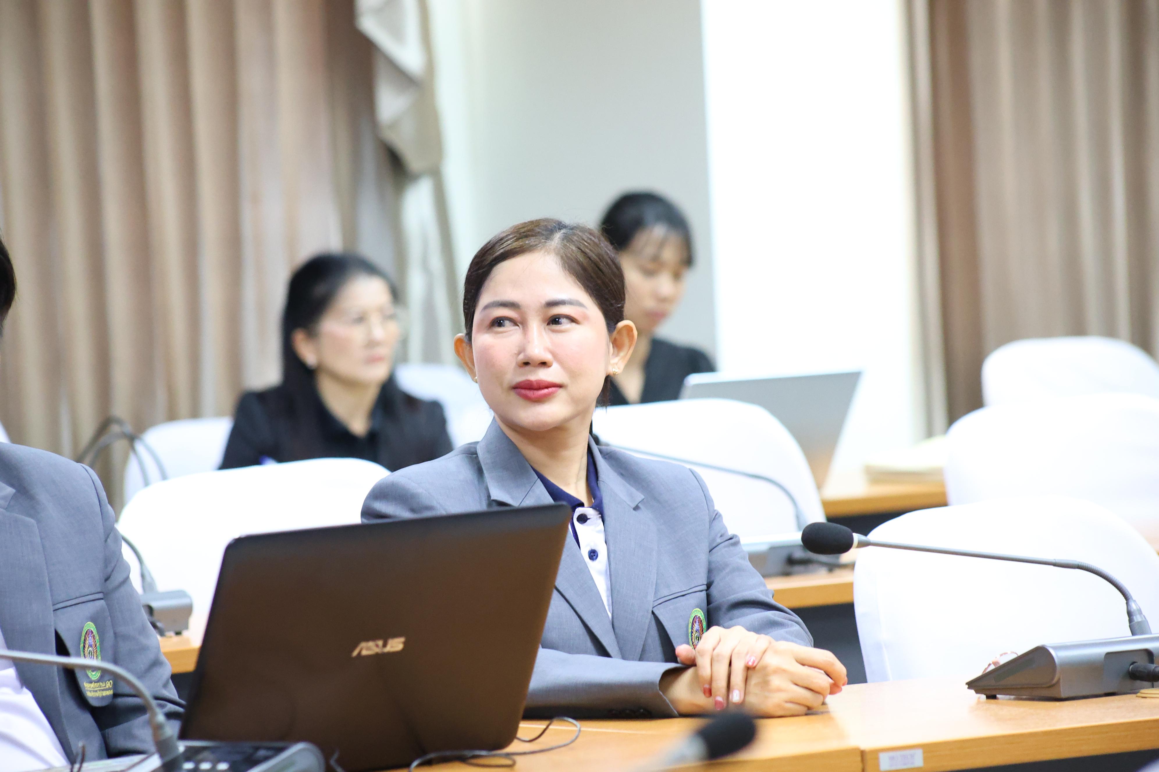 76. การใช้สถิตขั้นสูงในการวิจัยสำหรับนักศึกษาระดับบัณฑิตศึกษา