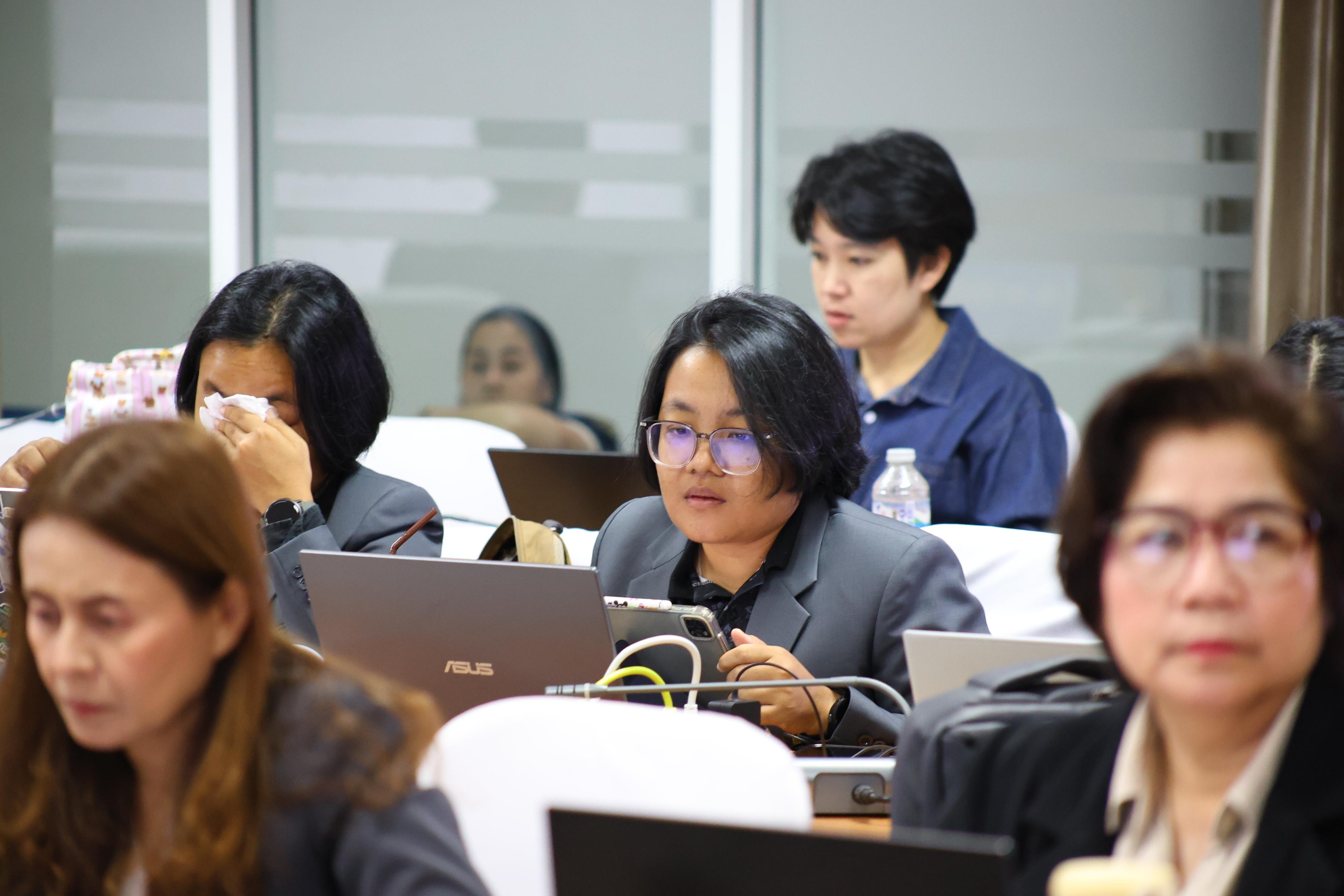 112. การใช้สถิตขั้นสูงในการวิจัยสำหรับนักศึกษาระดับบัณฑิตศึกษา