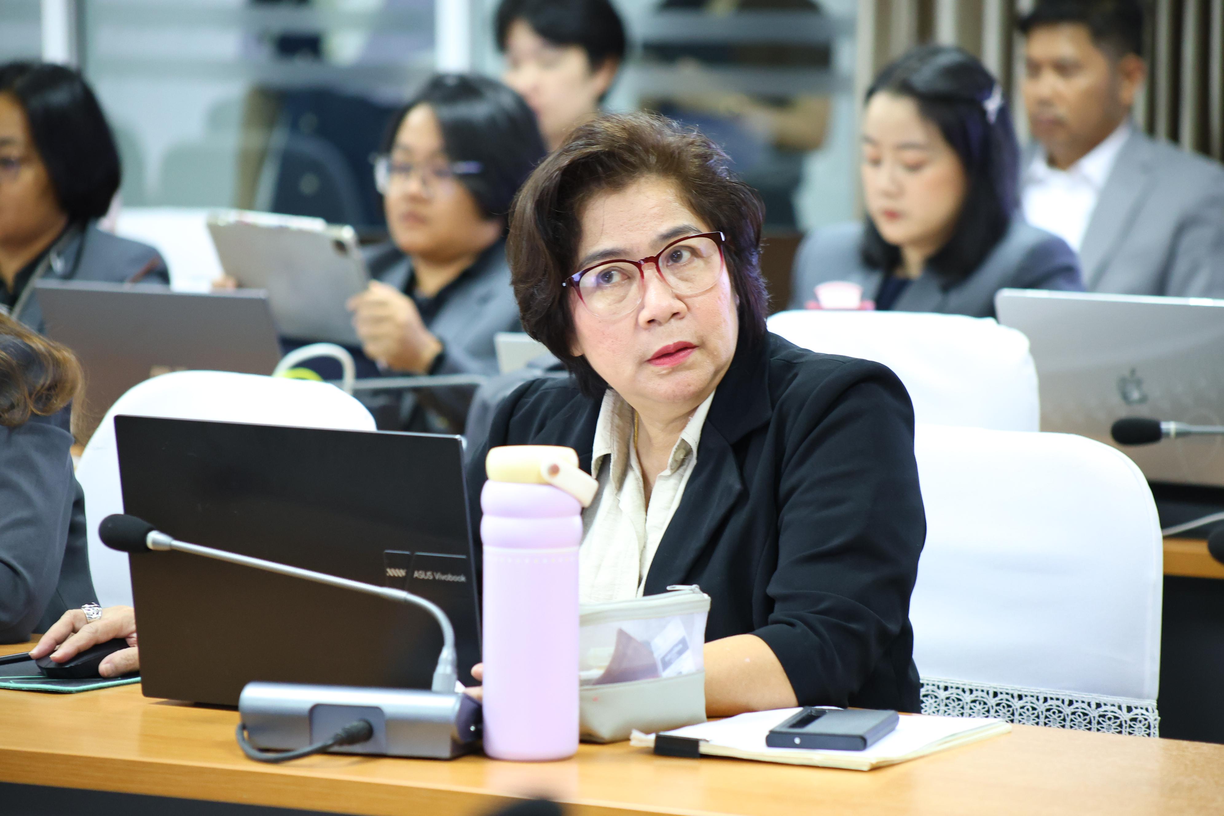 115. การใช้สถิตขั้นสูงในการวิจัยสำหรับนักศึกษาระดับบัณฑิตศึกษา
