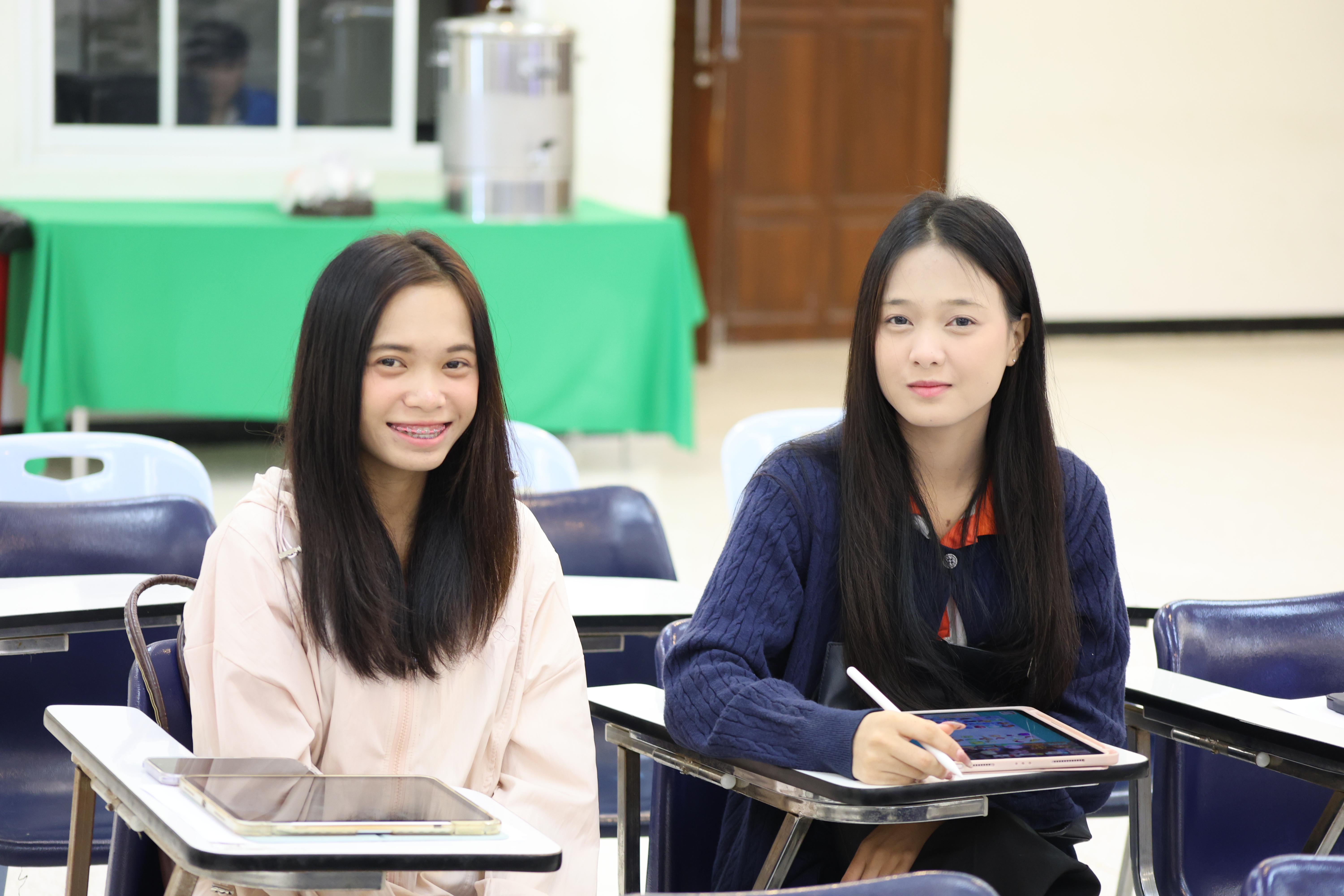26. วันที่ 22 กันยายน 2569 คณะครุศาสตร์ มหาวิทยาลัยราชภัฏกำแพงเพชร ได้จัดการอาบรมติวสอบใบอนุญาติประกอบวิชาชีพให้กับนักศึกษาชั้นปี 3