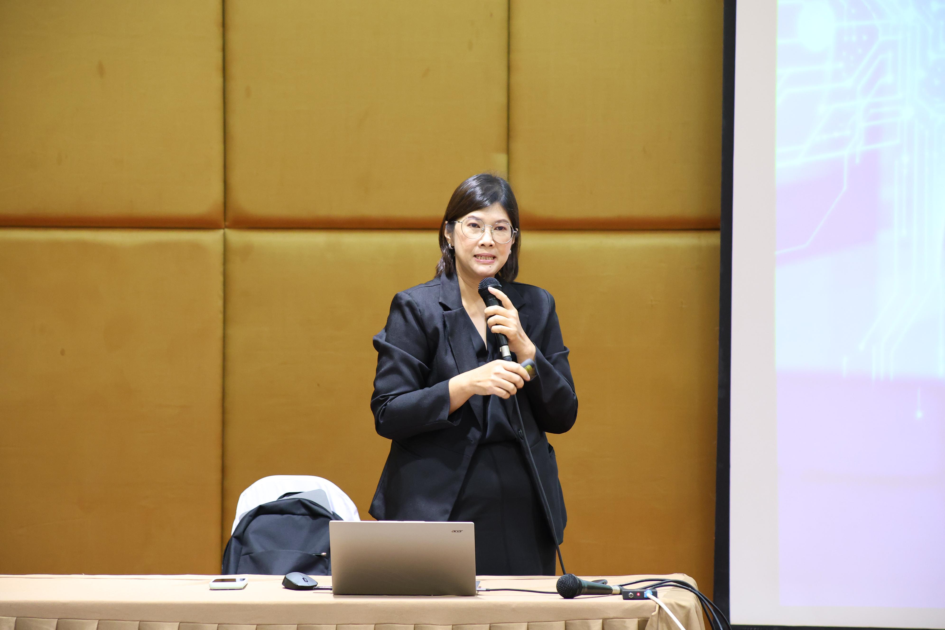 177. วันที่ 22 กันยายน 2569 คณะครุศาสตร์ มหาวิทยาลัยราชภัฏกำแพงเพชร ได้จัดการอาบรมติวสอบใบอนุญาติประกอบวิชาชีพให้กับนักศึกษาชั้นปี 3