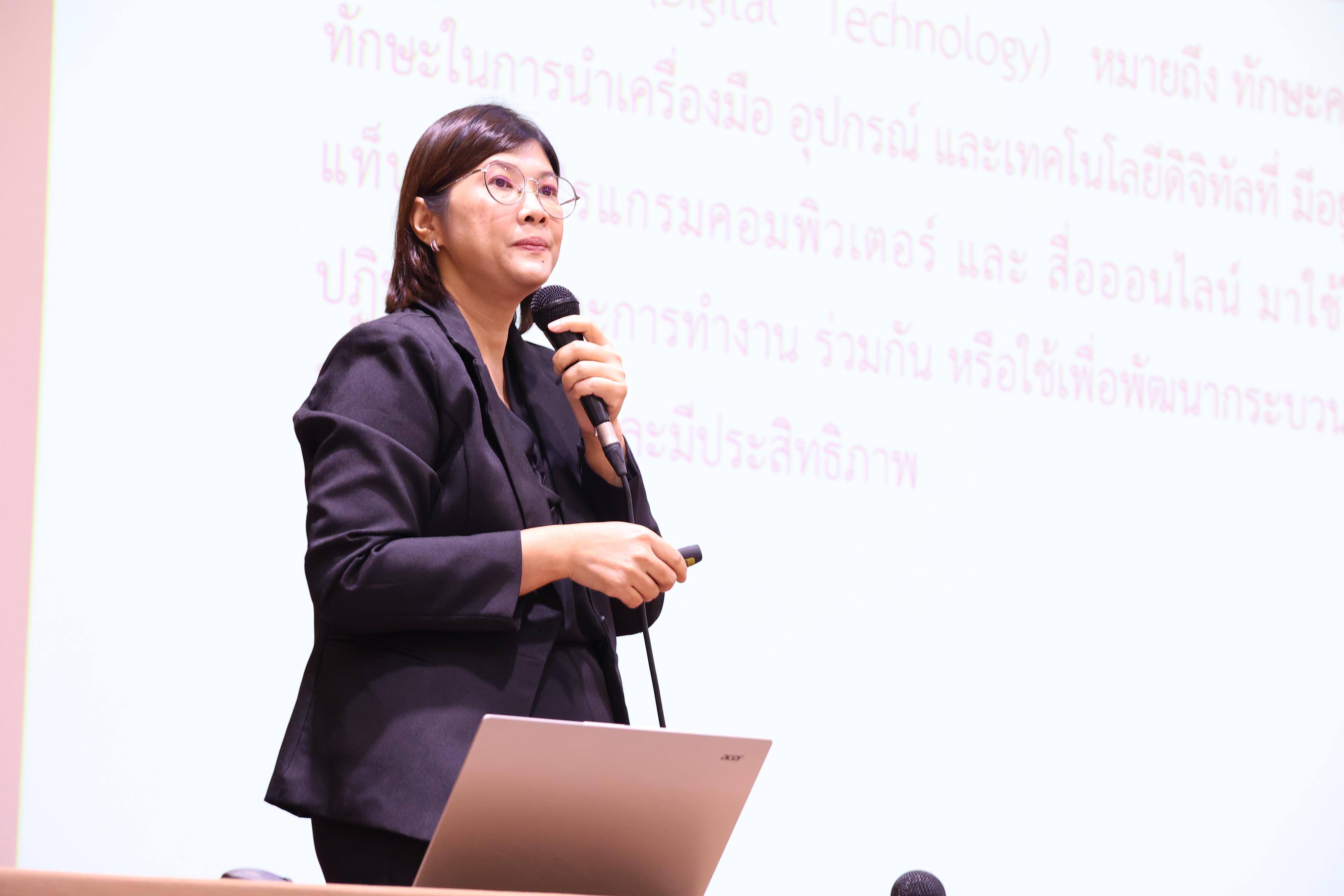 179. วันที่ 22 กันยายน 2569 คณะครุศาสตร์ มหาวิทยาลัยราชภัฏกำแพงเพชร ได้จัดการอาบรมติวสอบใบอนุญาติประกอบวิชาชีพให้กับนักศึกษาชั้นปี 3