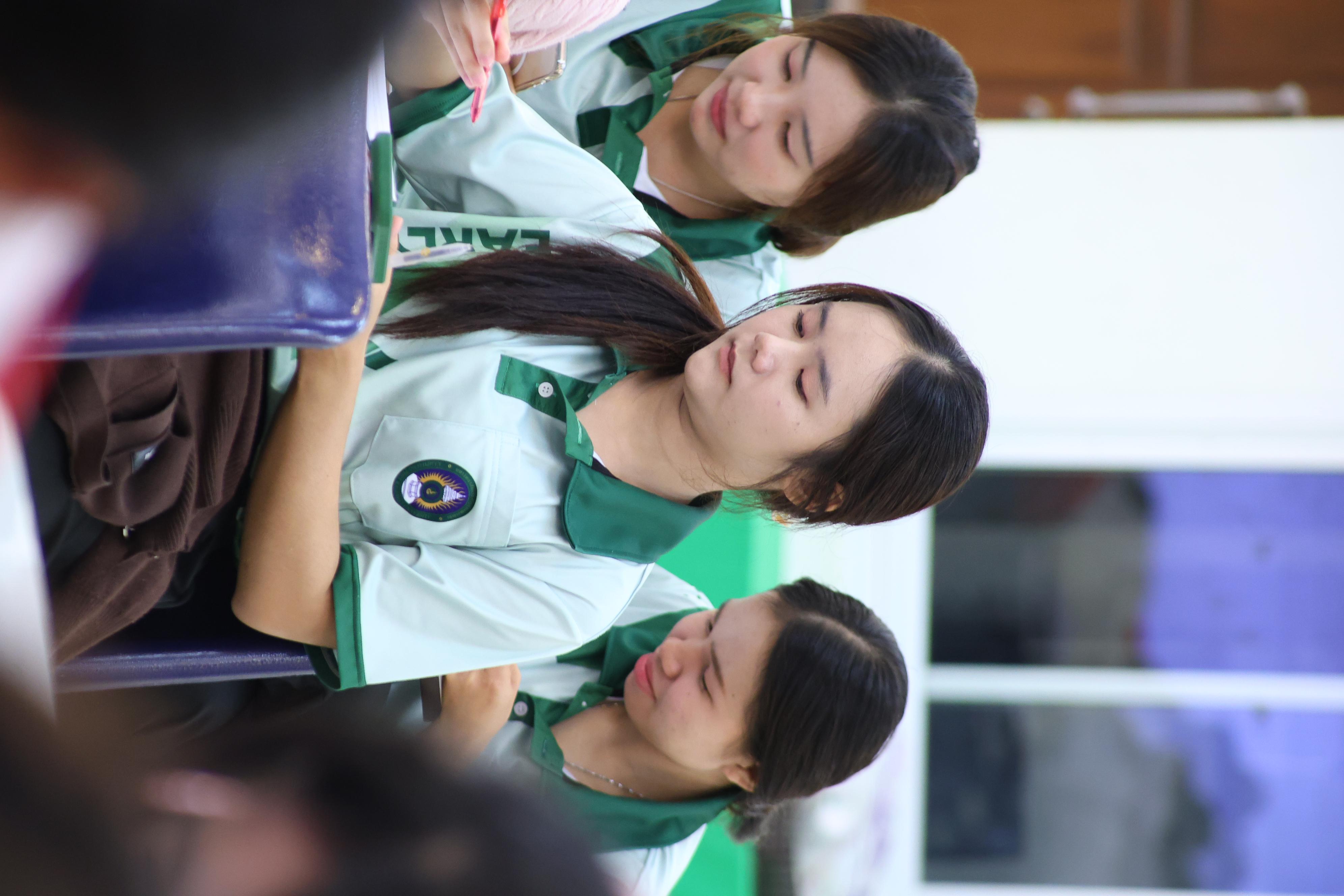 330. วันที่ 22 กันยายน 2569 คณะครุศาสตร์ มหาวิทยาลัยราชภัฏกำแพงเพชร ได้จัดการอาบรมติวสอบใบอนุญาติประกอบวิชาชีพให้กับนักศึกษาชั้นปี 3