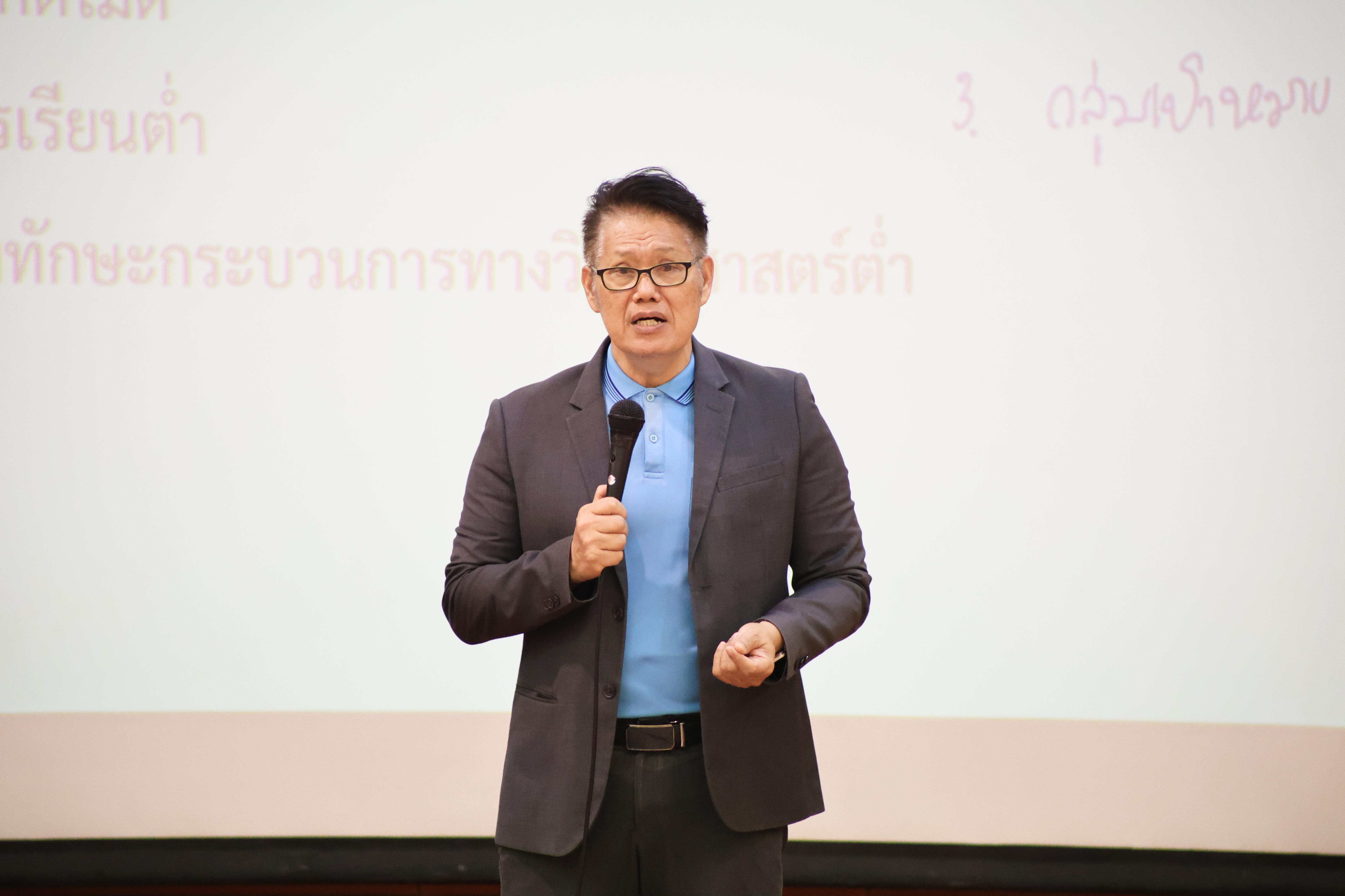 วันที่ 23 กันยายน 2569 คณะครุศาสตร์ มหาวิทยาลัยราชภัฏกำแพงเพชร ได้จัดการอาบรมติวสอบใบอนุญาติประกอบวิชาชีพให้กับนักศึกษาชั้นปี 3