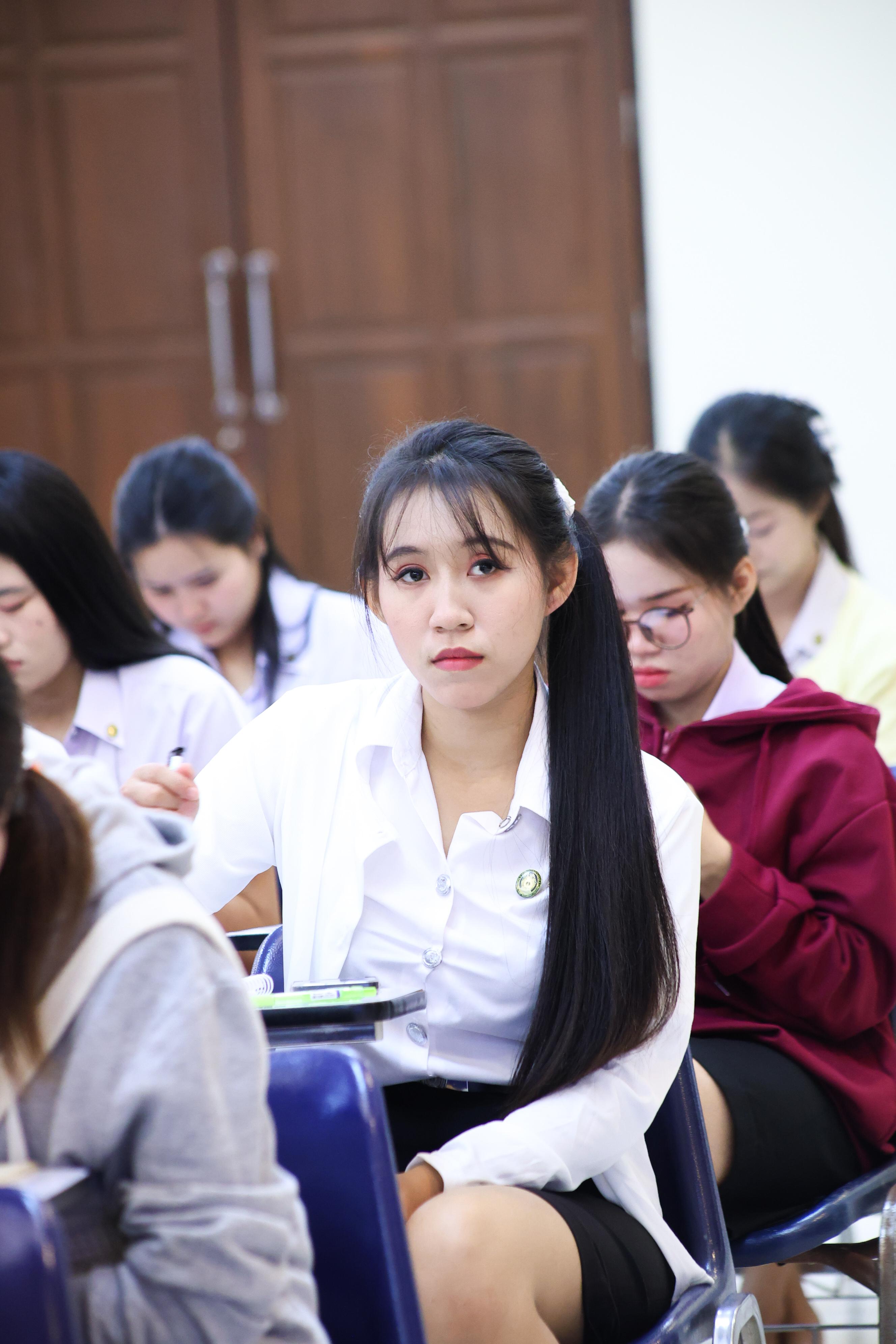 64. วันที่ 23 กันยายน 2569 คณะครุศาสตร์ มหาวิทยาลัยราชภัฏกำแพงเพชร ได้จัดการอาบรมติวสอบใบอนุญาติประกอบวิชาชีพให้กับนักศึกษาชั้นปี 3
