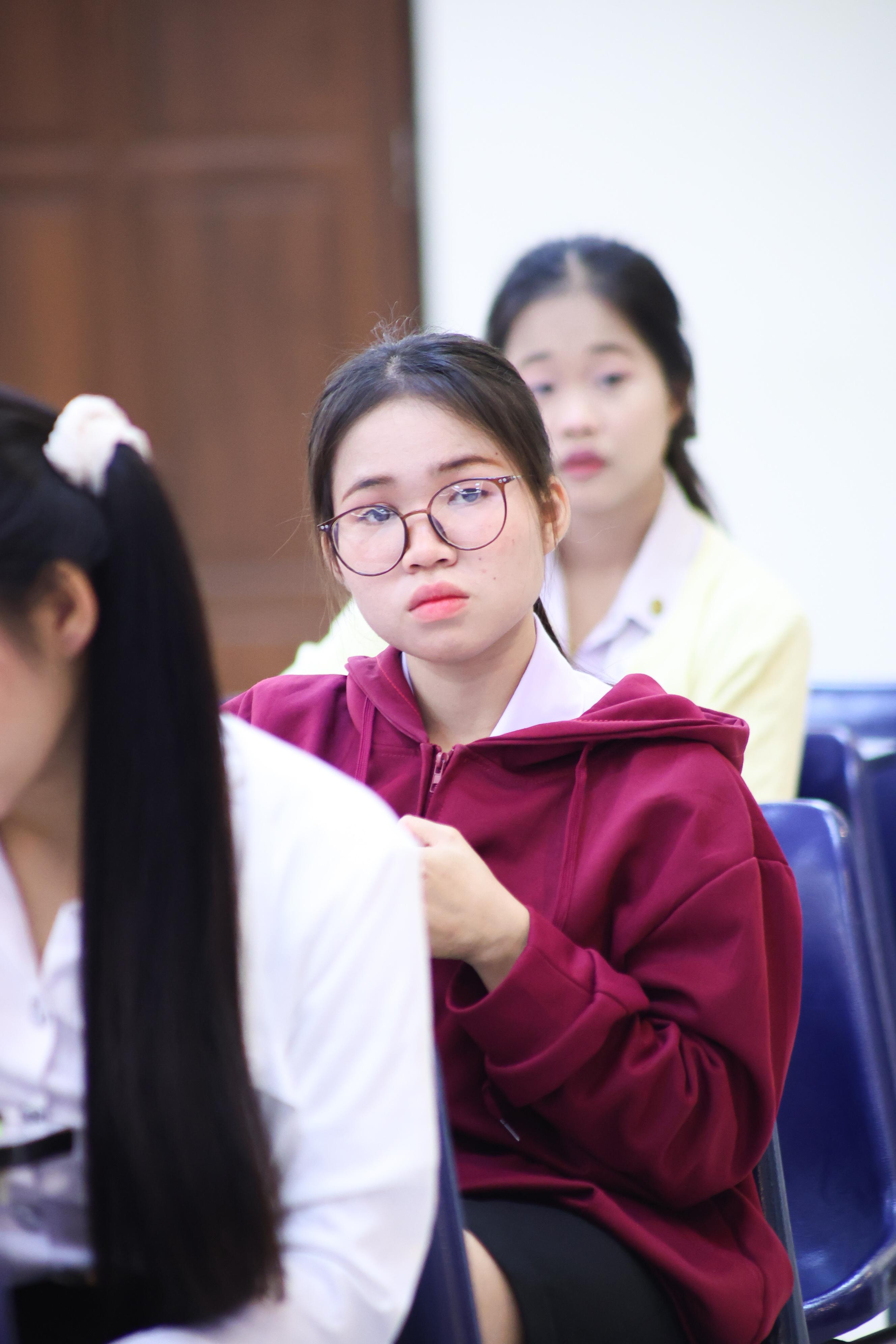 65. วันที่ 23 กันยายน 2569 คณะครุศาสตร์ มหาวิทยาลัยราชภัฏกำแพงเพชร ได้จัดการอาบรมติวสอบใบอนุญาติประกอบวิชาชีพให้กับนักศึกษาชั้นปี 3