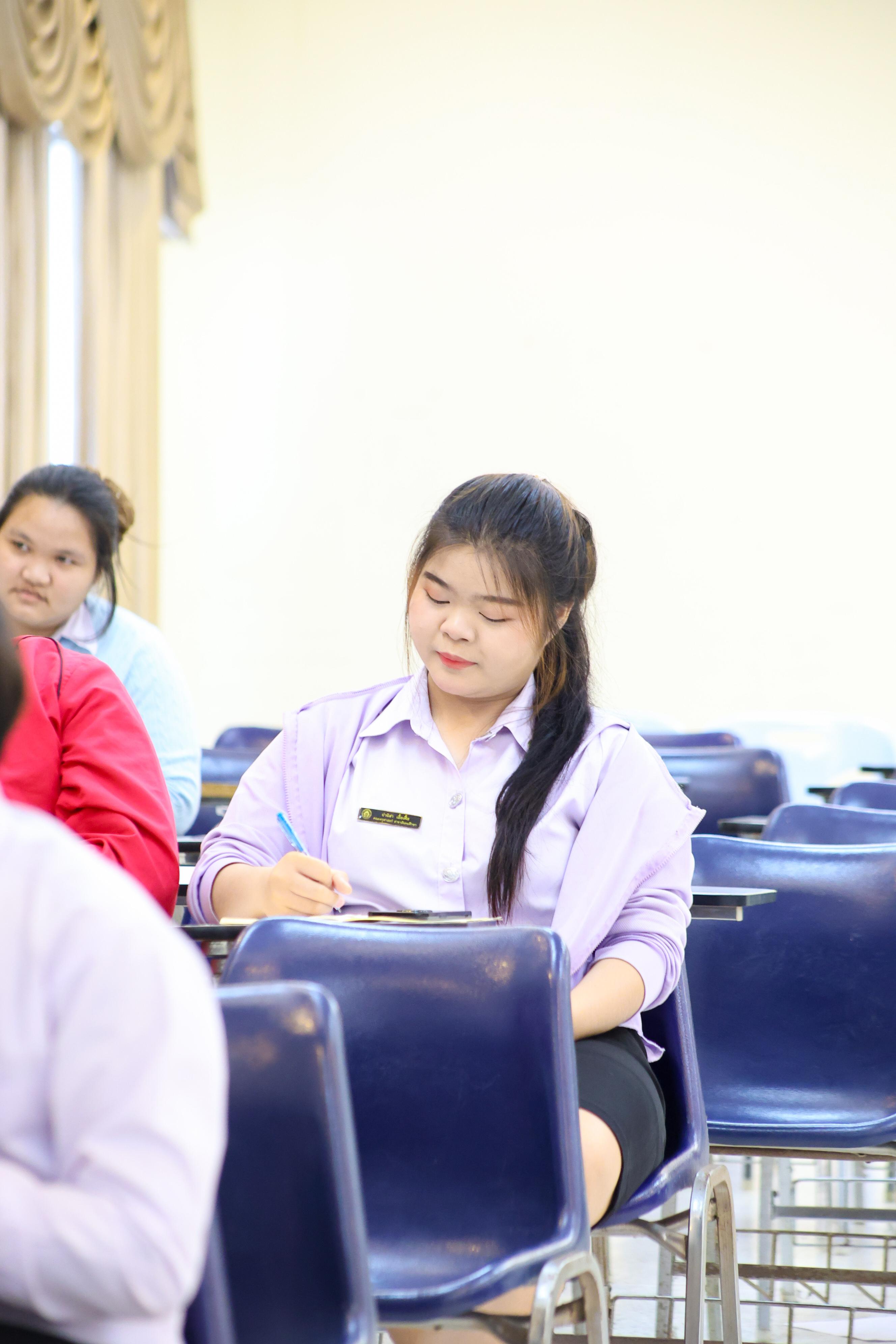34. วันที่ 24 กันยายน 2569 คณะครุศาสตร์ มหาวิทยาลัยราชภัฏกำแพงเพชร ได้จัดการอบรมติวสอบใบอนุญาติประกอบวิชาชีพให้กับนักศึกษาชั้นปี 3