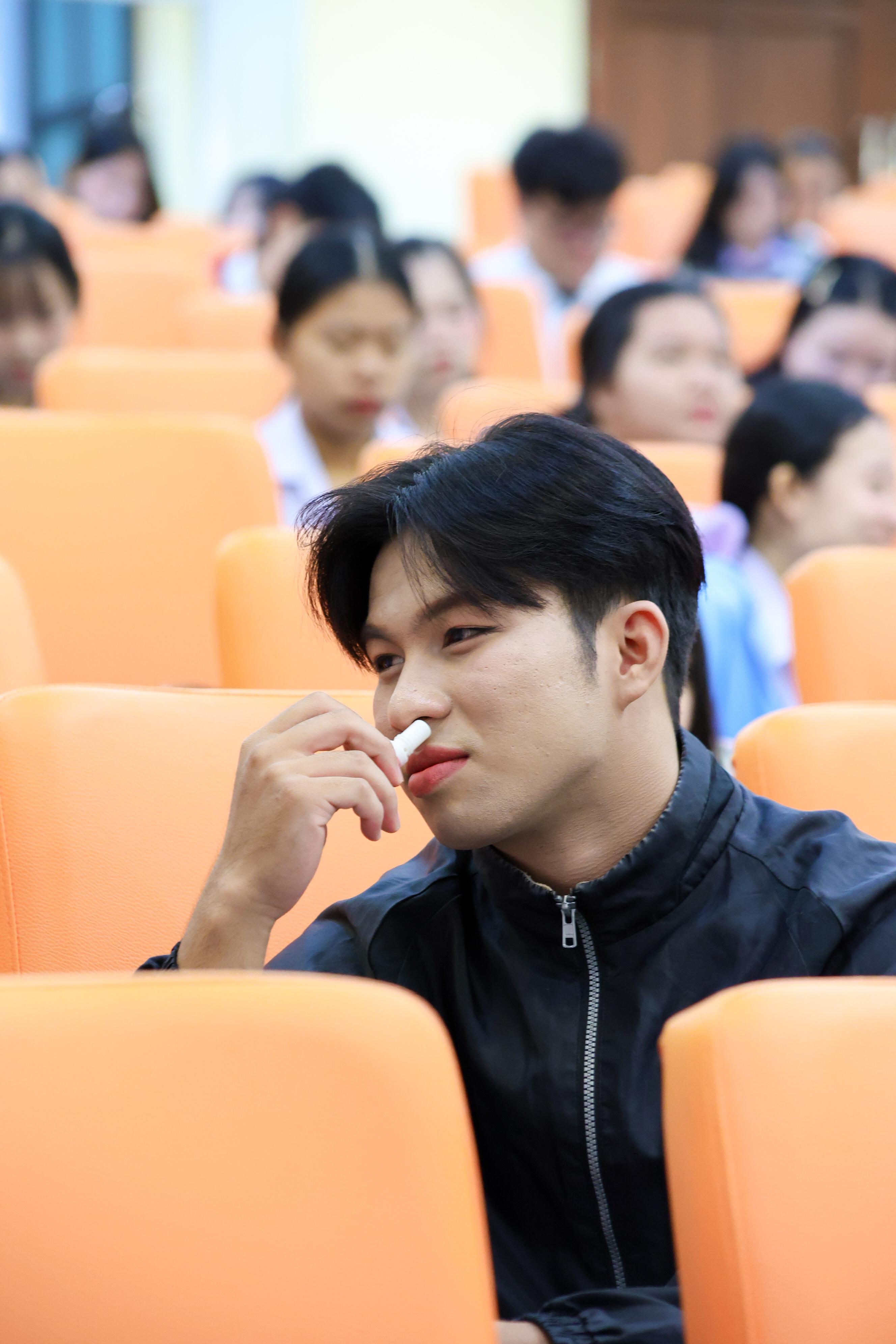 78. วันที่ 24 กันยายน 2569 คณะครุศาสตร์ มหาวิทยาลัยราชภัฏกำแพงเพชร ได้จัดการอบรมติวสอบใบอนุญาติประกอบวิชาชีพให้กับนักศึกษาชั้นปี 3