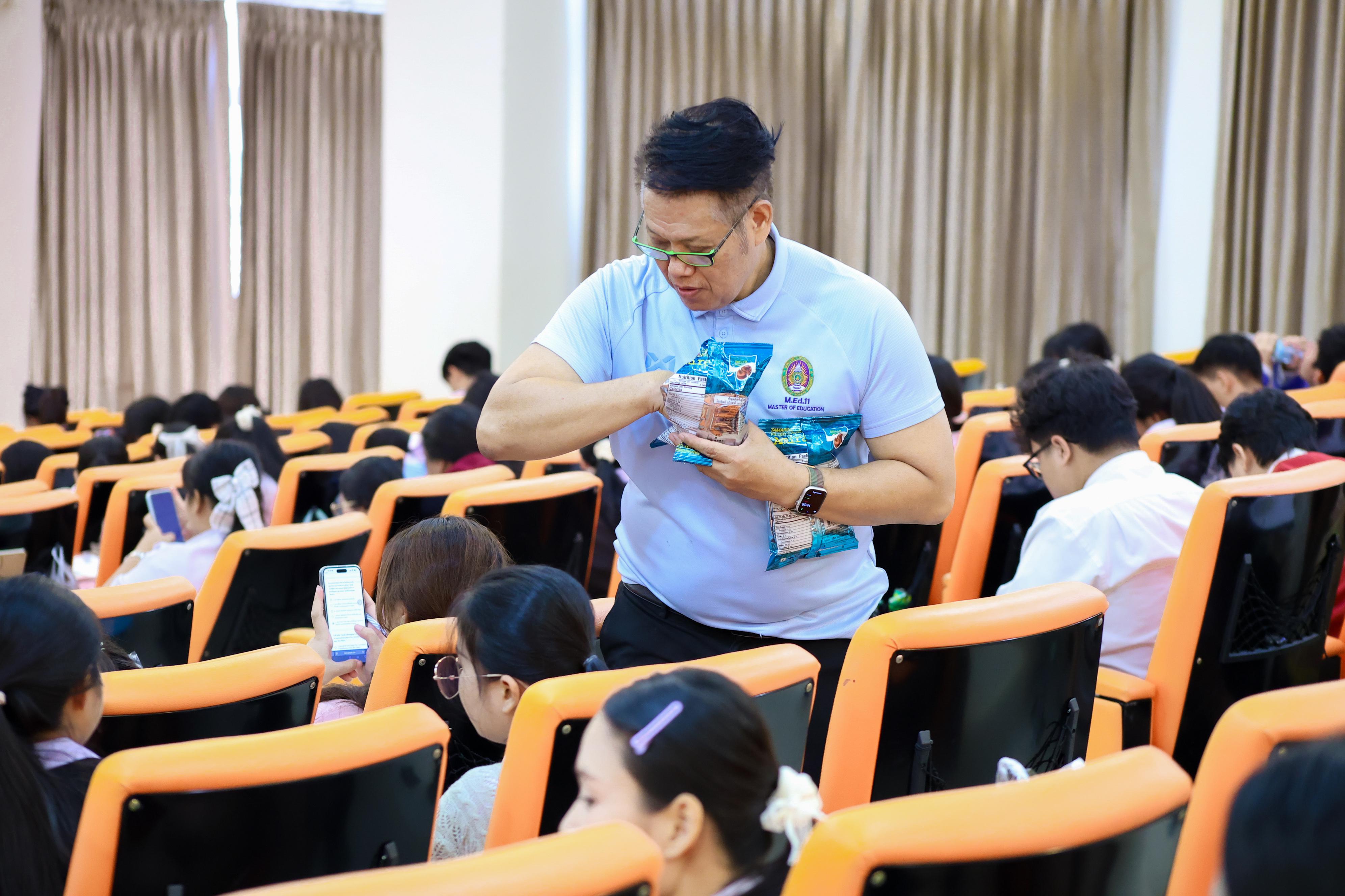 218. วันที่ 24 กันยายน 2569 คณะครุศาสตร์ มหาวิทยาลัยราชภัฏกำแพงเพชร ได้จัดการอบรมติวสอบใบอนุญาติประกอบวิชาชีพให้กับนักศึกษาชั้นปี 3