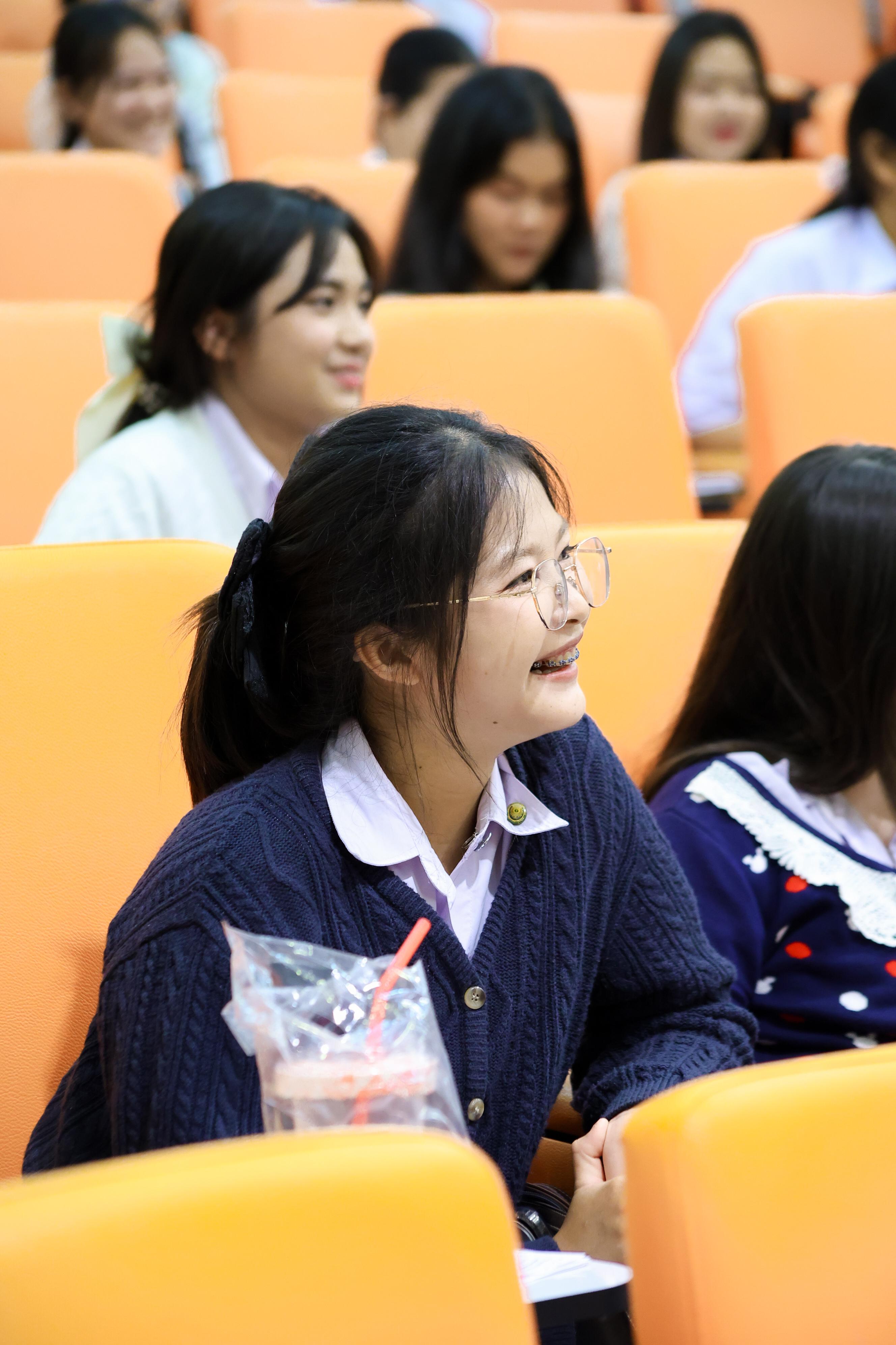 249. วันที่ 24 กันยายน 2569 คณะครุศาสตร์ มหาวิทยาลัยราชภัฏกำแพงเพชร ได้จัดการอบรมติวสอบใบอนุญาติประกอบวิชาชีพให้กับนักศึกษาชั้นปี 3