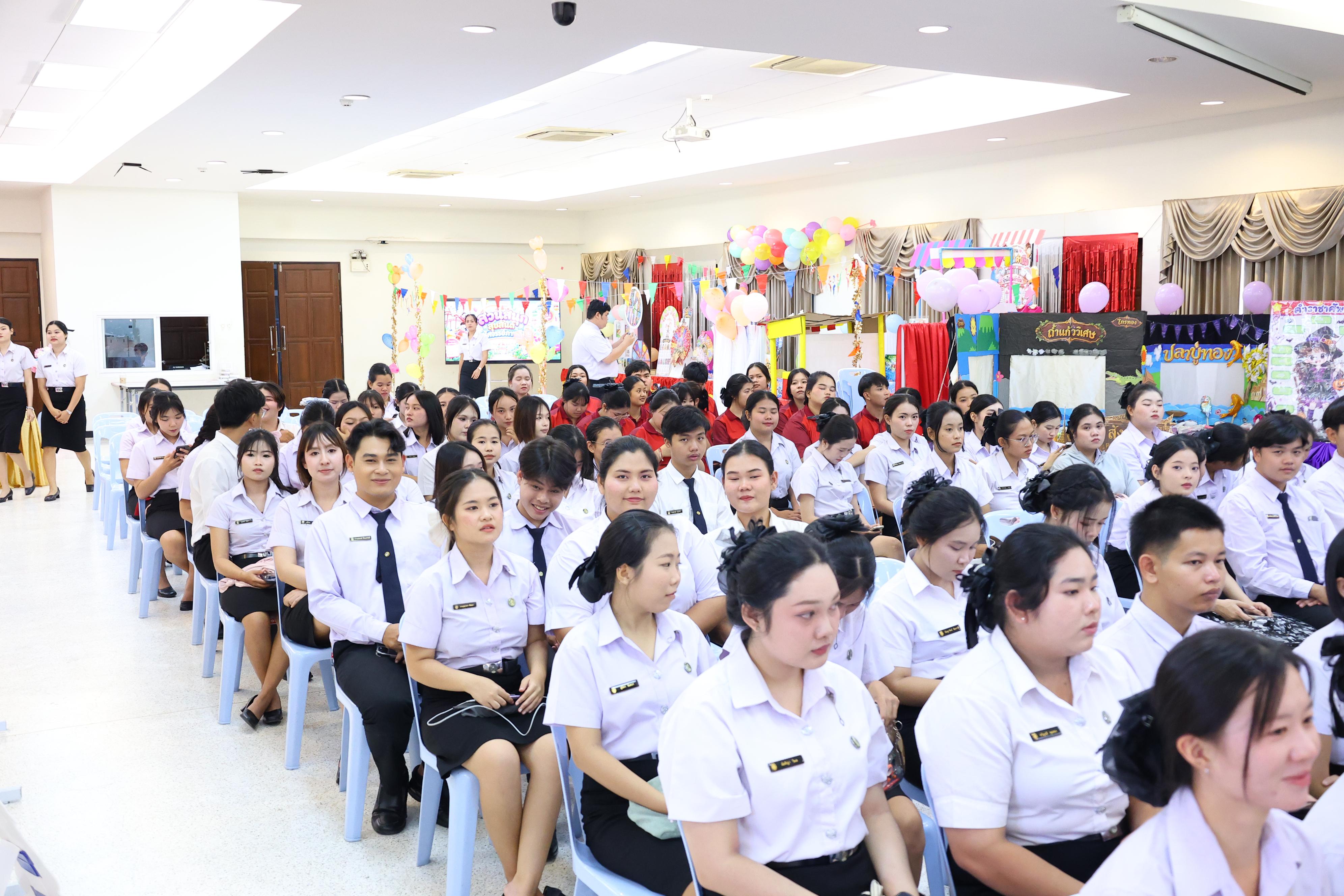 24. วันที่ 30 กันยายน 2569 โปรแกรมวิชาภาษาไทย คณะครุศาสตร์ มหาวิทยาลัยราชภัฏกำแพงเพชร ได้จัดนิทรรศแสดงสื่อภาษาไทย ณ ห้องประชุมคุรุร่มสัก1 คณะครุศาสตร์ มหาวิทยาลัยราชภัฏกำแพงเพชร