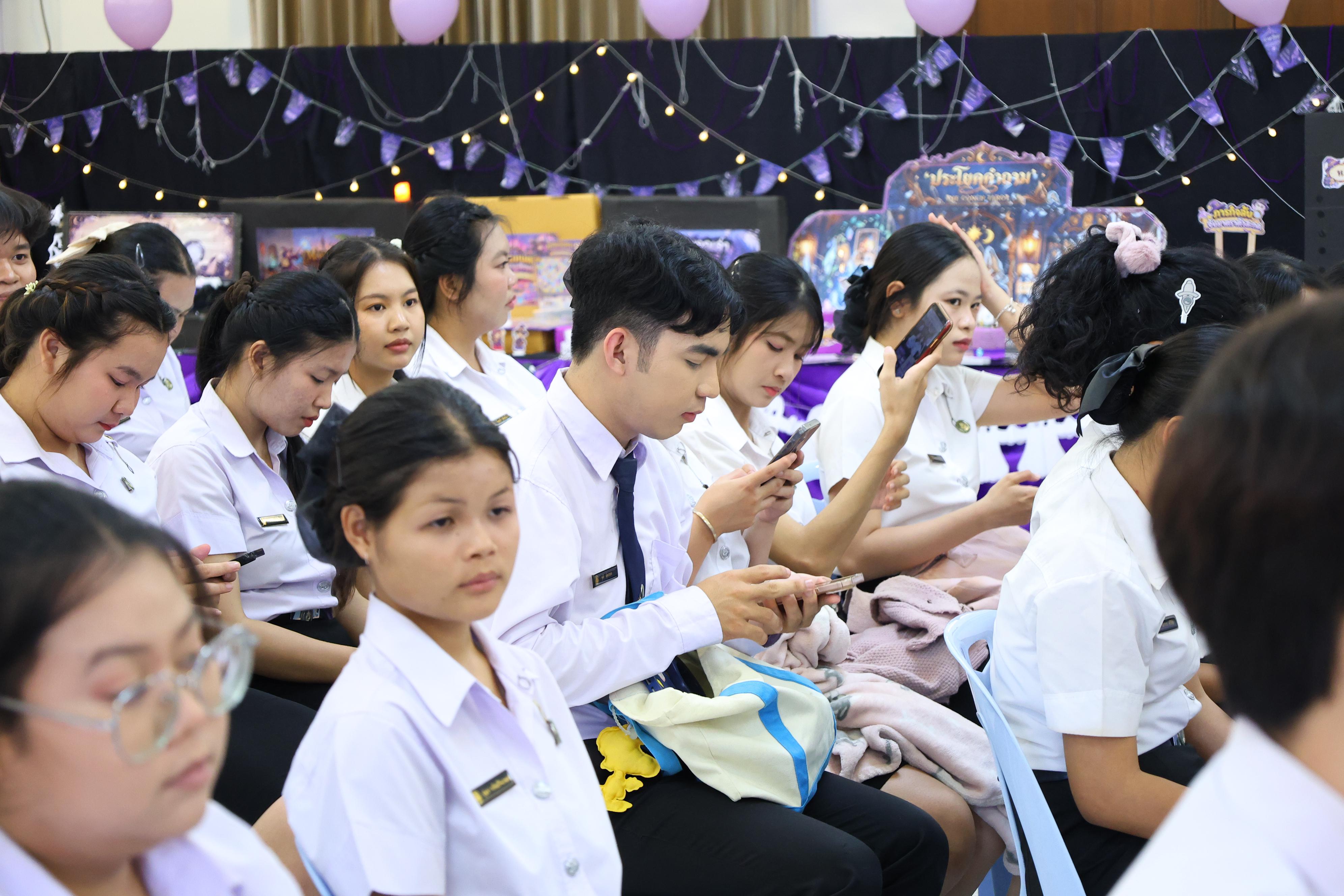 81. วันที่ 30 กันยายน 2569 โปรแกรมวิชาภาษาไทย คณะครุศาสตร์ มหาวิทยาลัยราชภัฏกำแพงเพชร ได้จัดนิทรรศแสดงสื่อภาษาไทย ณ ห้องประชุมคุรุร่มสัก1 คณะครุศาสตร์ มหาวิทยาลัยราชภัฏกำแพงเพชร