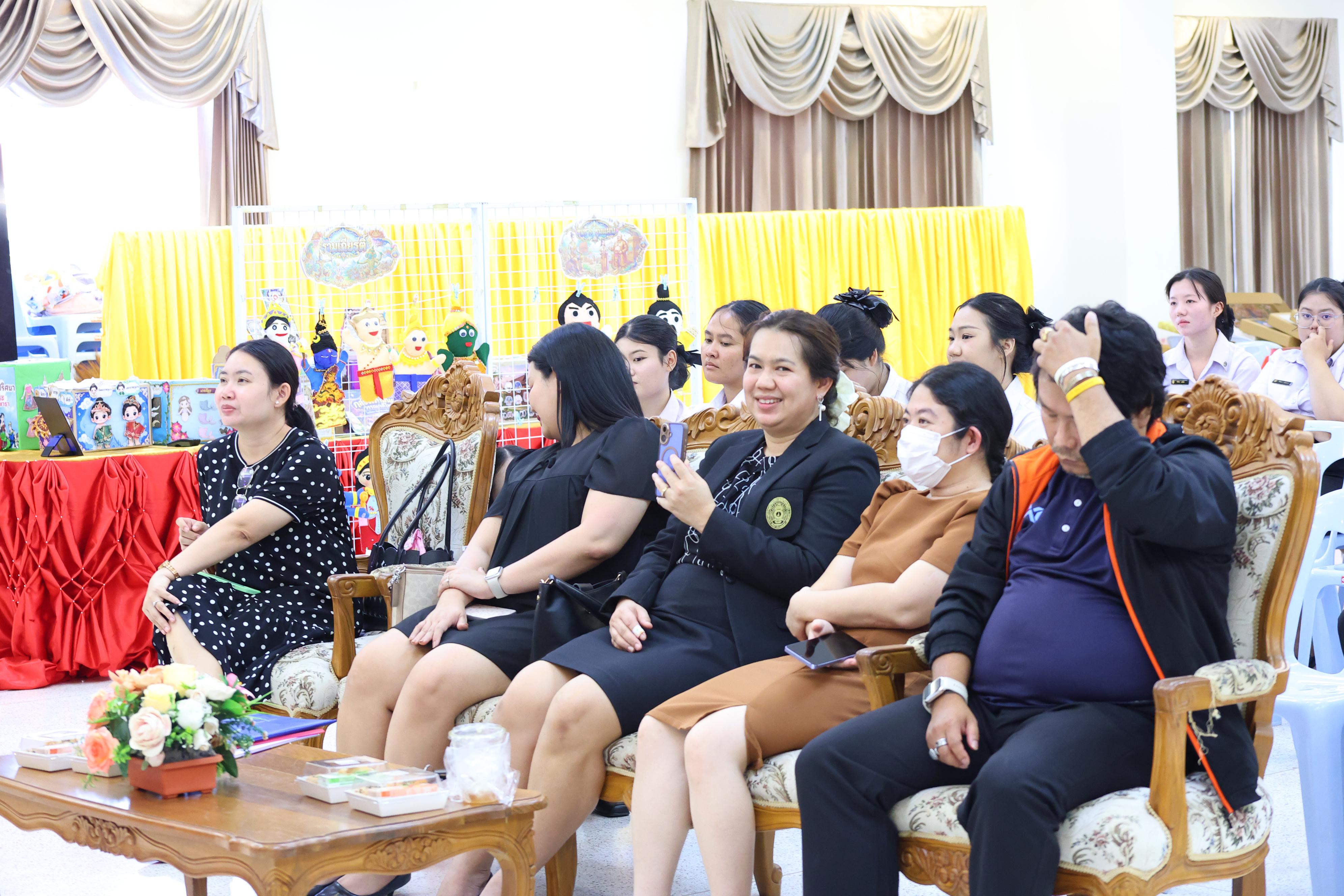 123. วันที่ 30 กันยายน 2569 โปรแกรมวิชาภาษาไทย คณะครุศาสตร์ มหาวิทยาลัยราชภัฏกำแพงเพชร ได้จัดนิทรรศแสดงสื่อภาษาไทย ณ ห้องประชุมคุรุร่มสัก1 คณะครุศาสตร์ มหาวิทยาลัยราชภัฏกำแพงเพชร