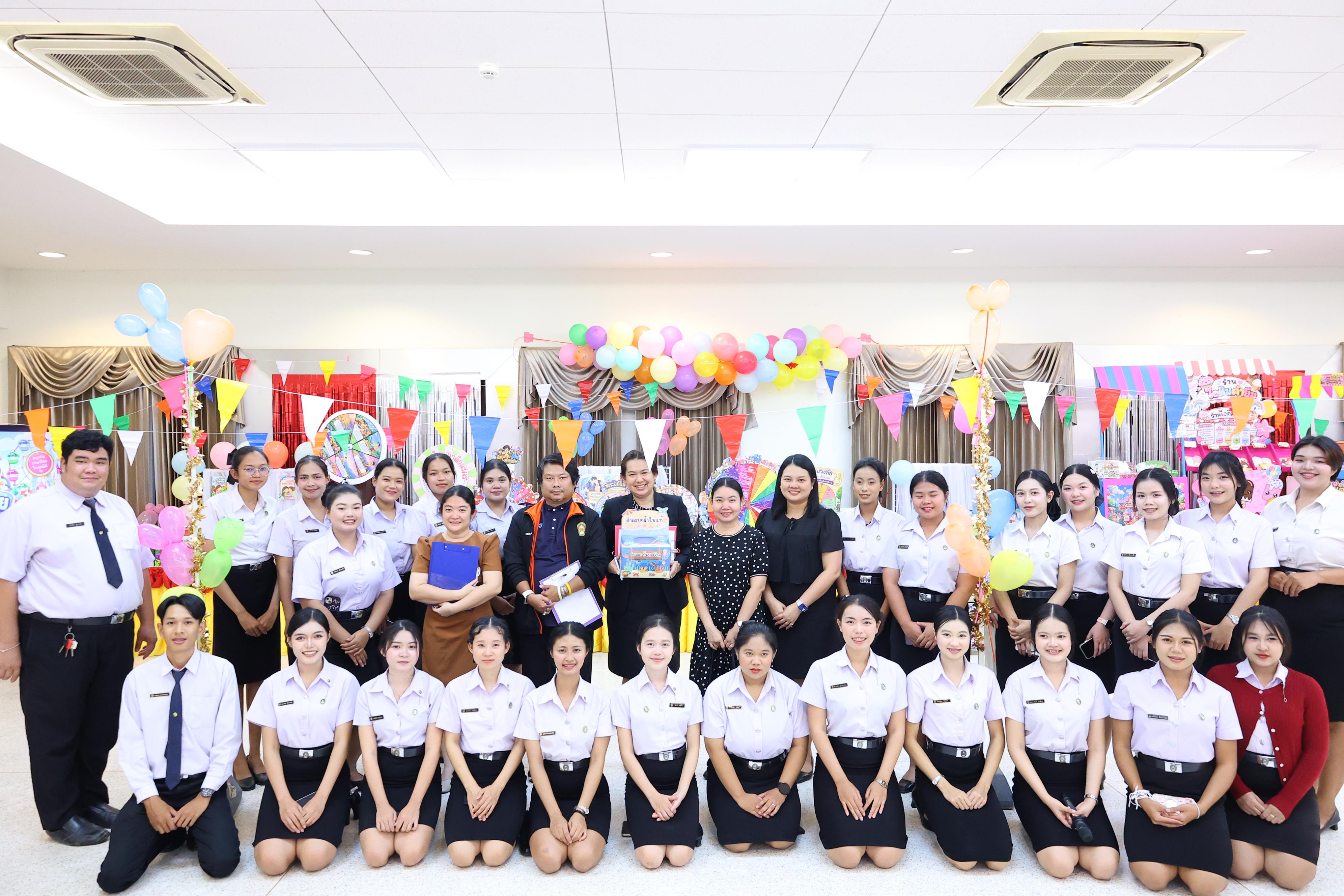 153. วันที่ 30 กันยายน 2569 โปรแกรมวิชาภาษาไทย คณะครุศาสตร์ มหาวิทยาลัยราชภัฏกำแพงเพชร ได้จัดนิทรรศแสดงสื่อภาษาไทย ณ ห้องประชุมคุรุร่มสัก1 คณะครุศาสตร์ มหาวิทยาลัยราชภัฏกำแพงเพชร