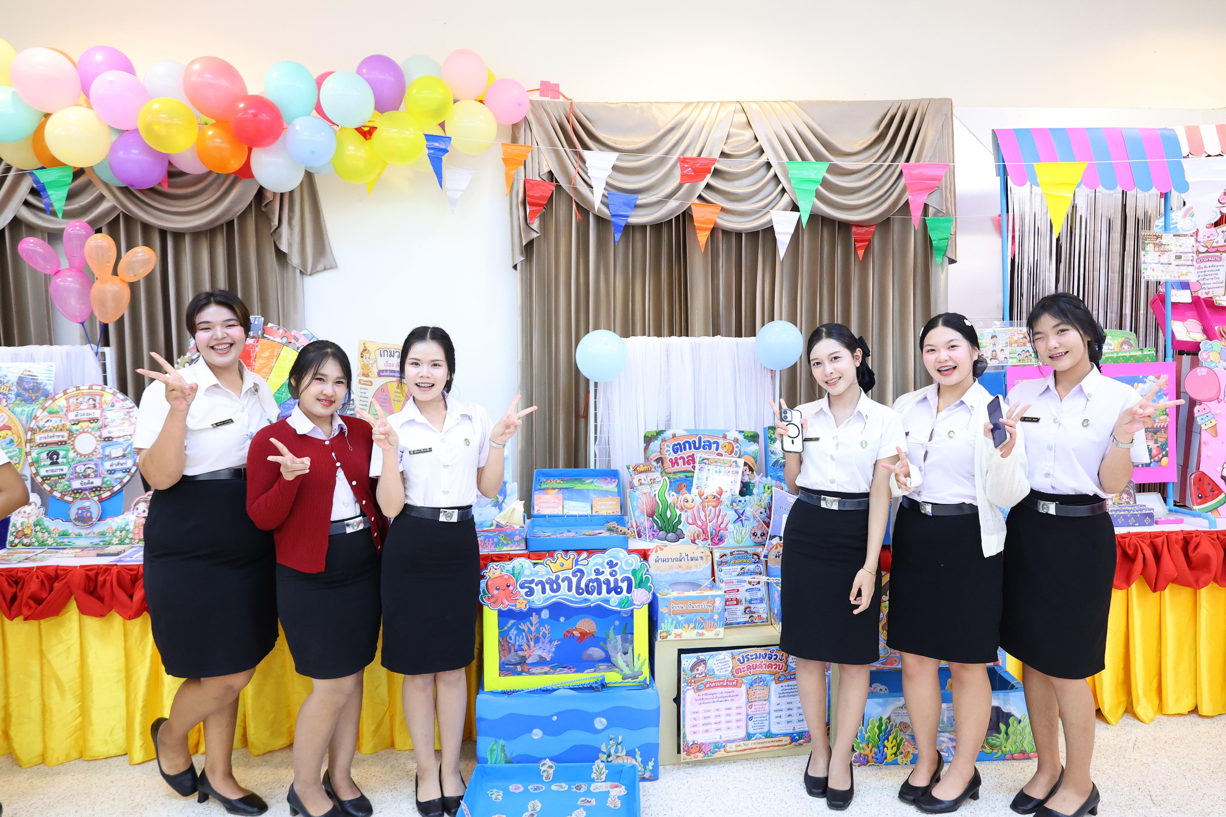 157. วันที่ 30 กันยายน 2569 โปรแกรมวิชาภาษาไทย คณะครุศาสตร์ มหาวิทยาลัยราชภัฏกำแพงเพชร ได้จัดนิทรรศแสดงสื่อภาษาไทย ณ ห้องประชุมคุรุร่มสัก1 คณะครุศาสตร์ มหาวิทยาลัยราชภัฏกำแพงเพชร
