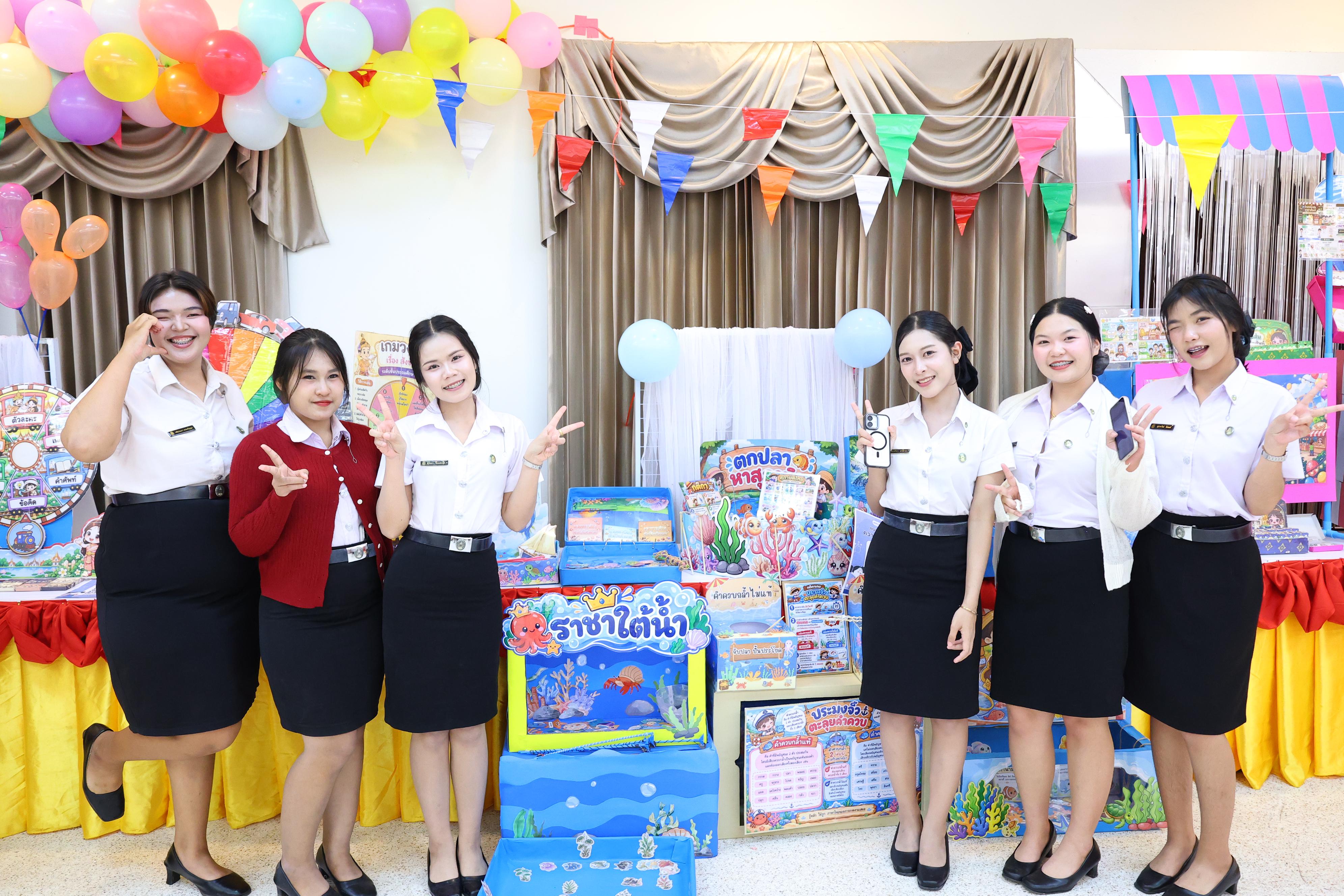 159. วันที่ 30 กันยายน 2569 โปรแกรมวิชาภาษาไทย คณะครุศาสตร์ มหาวิทยาลัยราชภัฏกำแพงเพชร ได้จัดนิทรรศแสดงสื่อภาษาไทย ณ ห้องประชุมคุรุร่มสัก1 คณะครุศาสตร์ มหาวิทยาลัยราชภัฏกำแพงเพชร