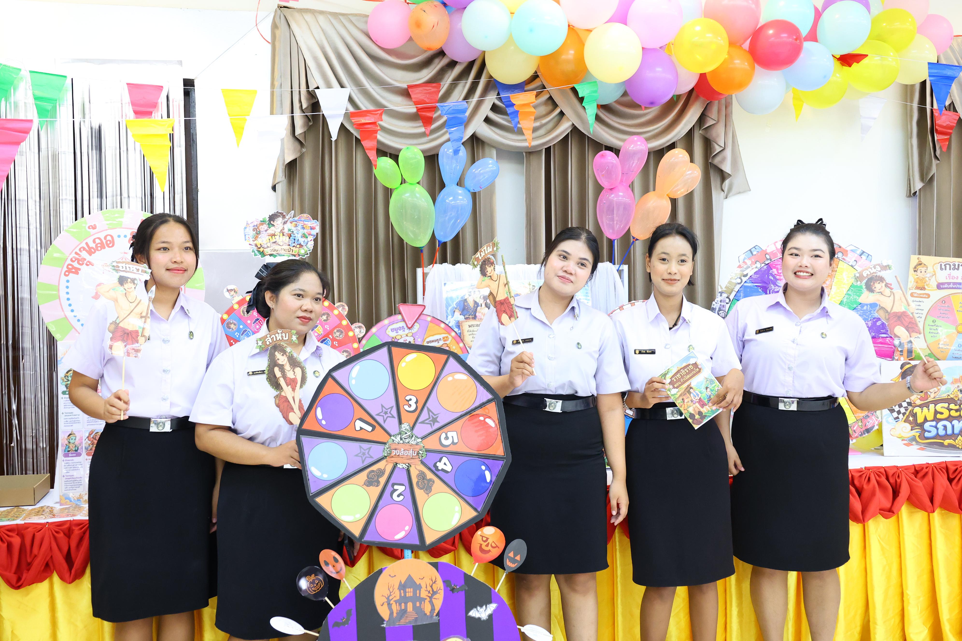 165. วันที่ 30 กันยายน 2569 โปรแกรมวิชาภาษาไทย คณะครุศาสตร์ มหาวิทยาลัยราชภัฏกำแพงเพชร ได้จัดนิทรรศแสดงสื่อภาษาไทย ณ ห้องประชุมคุรุร่มสัก1 คณะครุศาสตร์ มหาวิทยาลัยราชภัฏกำแพงเพชร