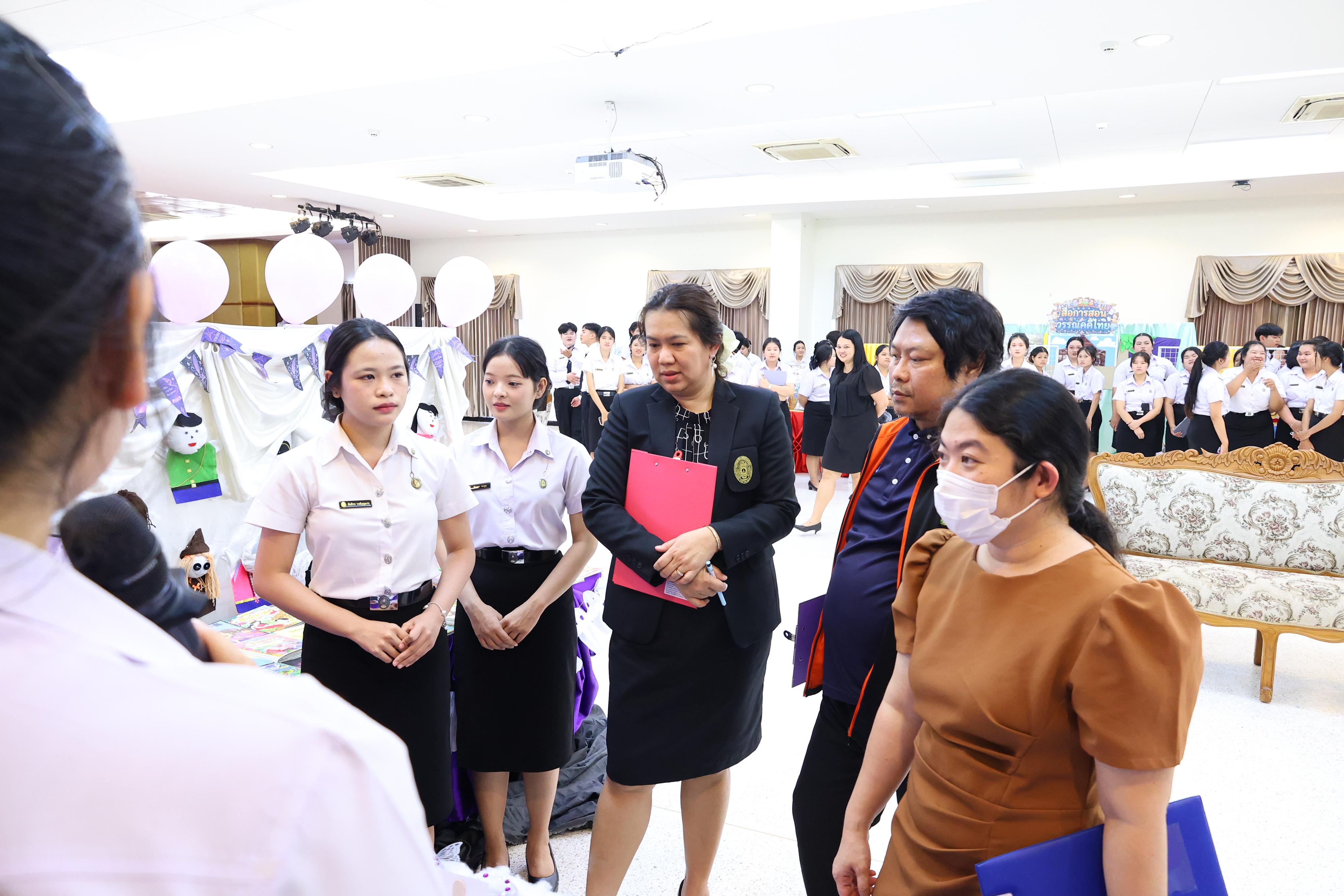 182. วันที่ 30 กันยายน 2569 โปรแกรมวิชาภาษาไทย คณะครุศาสตร์ มหาวิทยาลัยราชภัฏกำแพงเพชร ได้จัดนิทรรศแสดงสื่อภาษาไทย ณ ห้องประชุมคุรุร่มสัก1 คณะครุศาสตร์ มหาวิทยาลัยราชภัฏกำแพงเพชร
