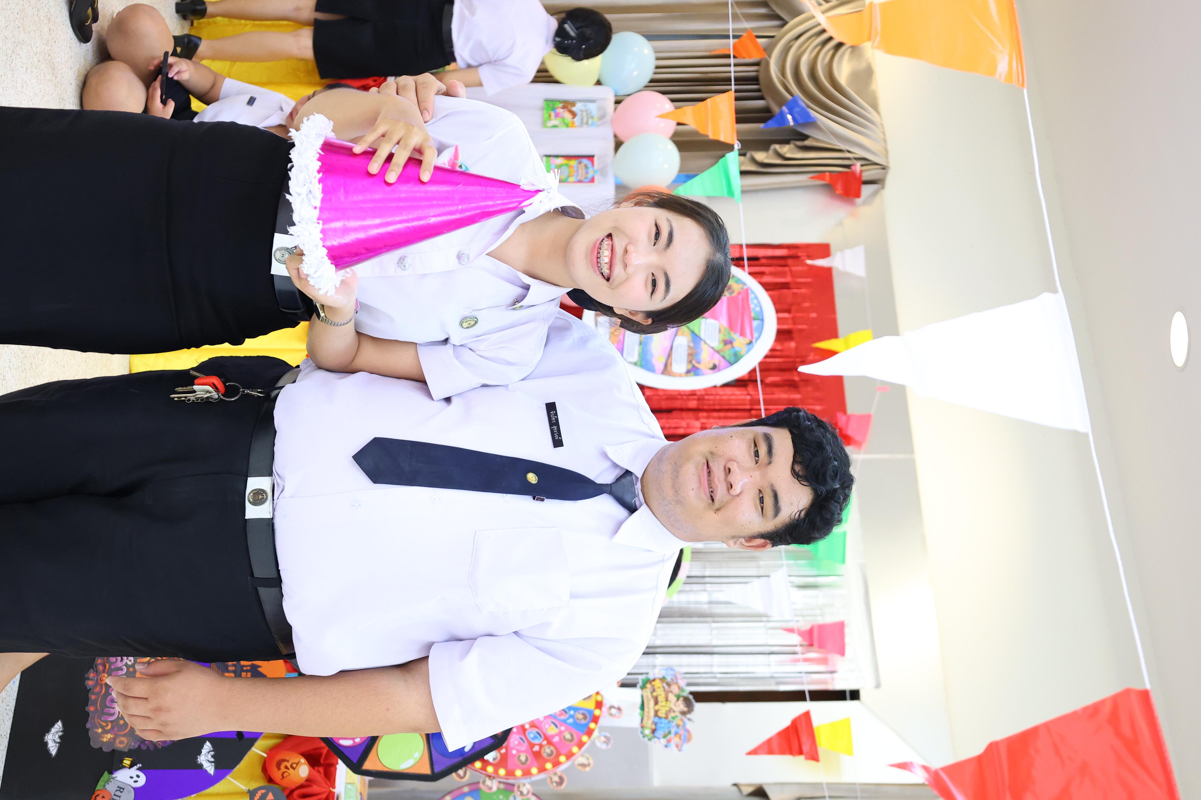 208. วันที่ 30 กันยายน 2569 โปรแกรมวิชาภาษาไทย คณะครุศาสตร์ มหาวิทยาลัยราชภัฏกำแพงเพชร ได้จัดนิทรรศแสดงสื่อภาษาไทย ณ ห้องประชุมคุรุร่มสัก1 คณะครุศาสตร์ มหาวิทยาลัยราชภัฏกำแพงเพชร