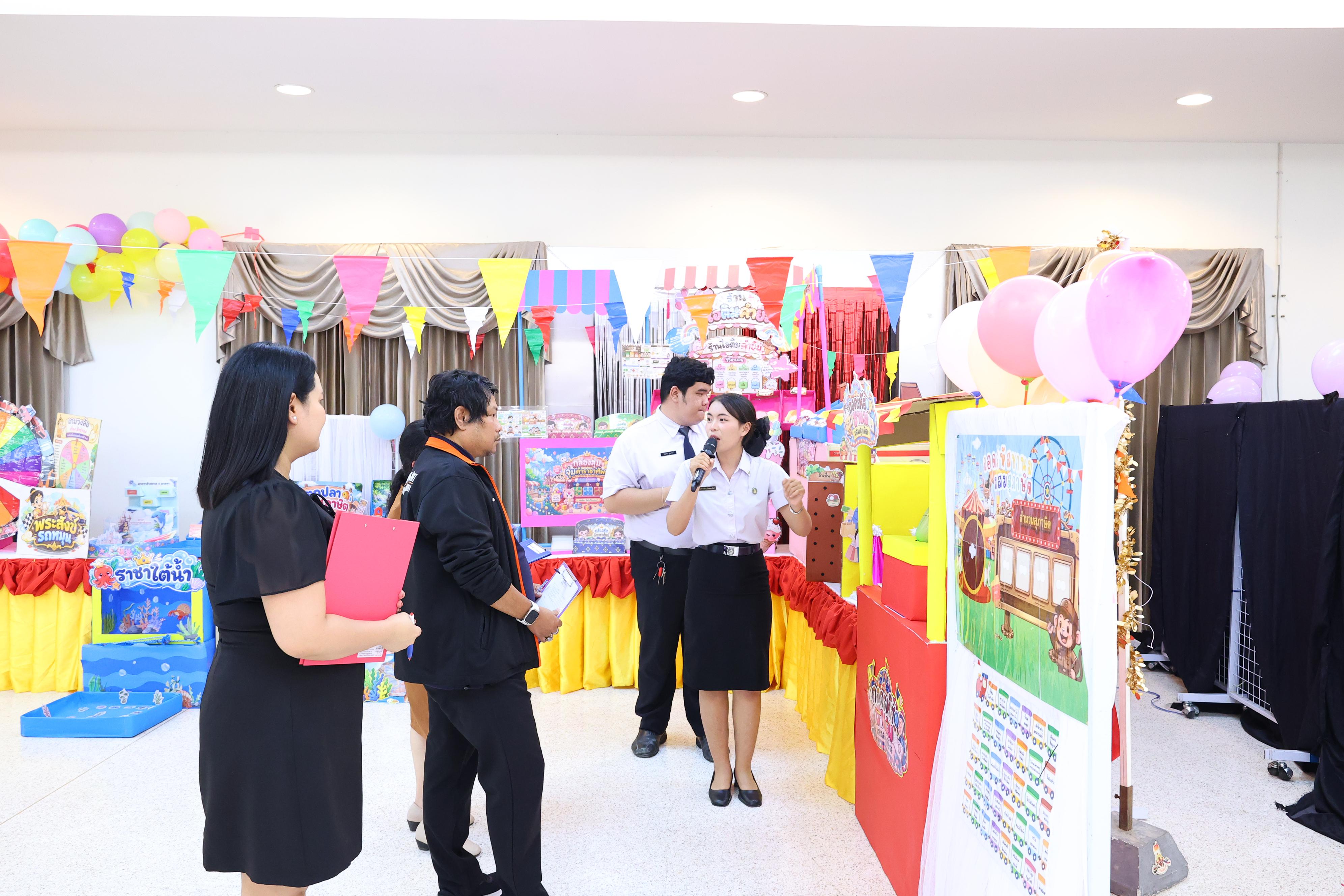 227. วันที่ 30 กันยายน 2569 โปรแกรมวิชาภาษาไทย คณะครุศาสตร์ มหาวิทยาลัยราชภัฏกำแพงเพชร ได้จัดนิทรรศแสดงสื่อภาษาไทย ณ ห้องประชุมคุรุร่มสัก1 คณะครุศาสตร์ มหาวิทยาลัยราชภัฏกำแพงเพชร