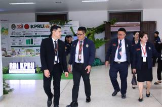 การขับเคลื่อนมหาวิทยาลัยราชภัฏสู่การเป็นคลังสมองของจังหวัดด้วยการผลิตบัณฑิต วิจัยและนวัตกรรมที่ตอบโจทย์พื้นที่