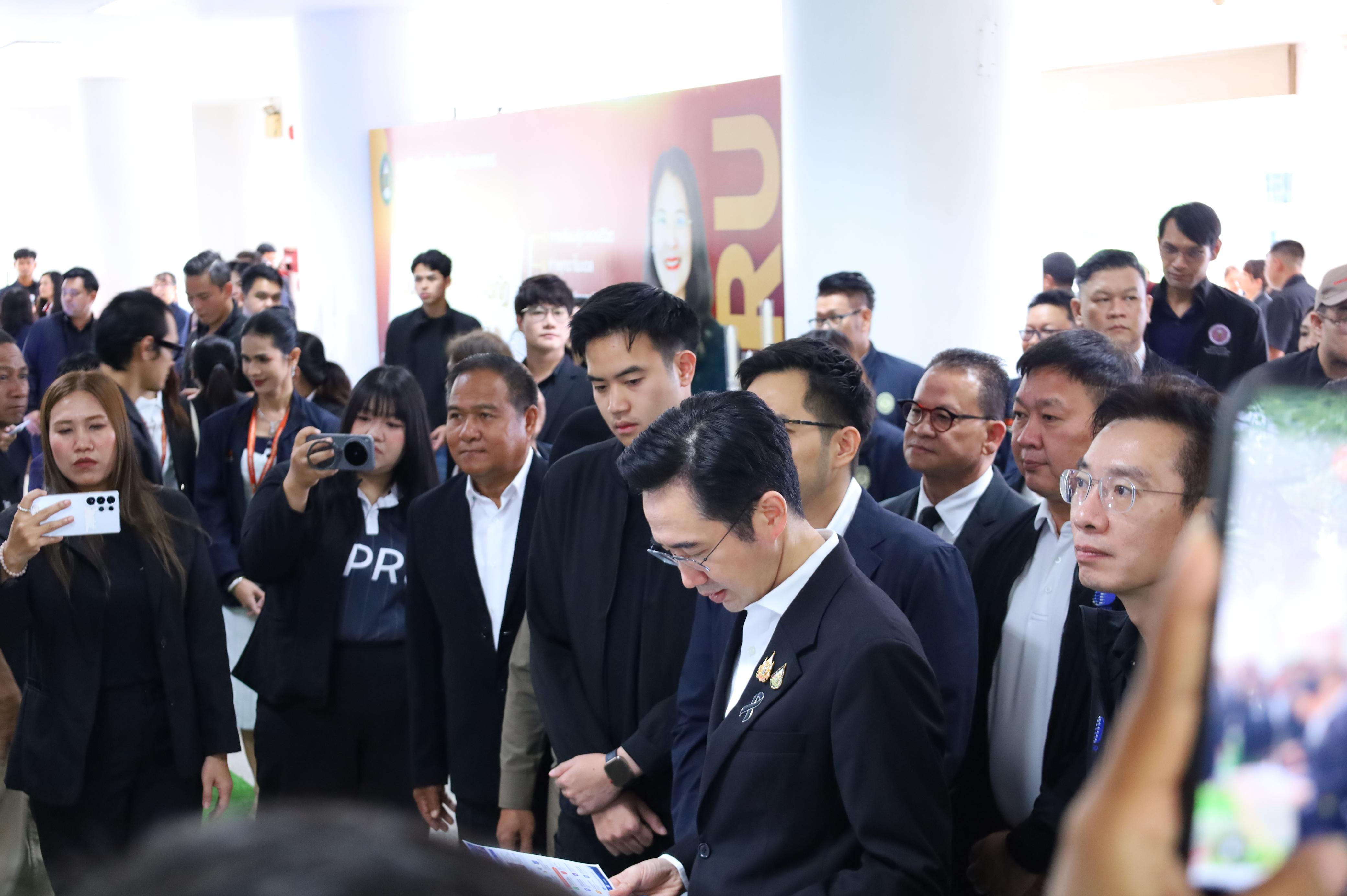 55. การขับเคลื่อนมหาวิทยาลัยราชภัฏสู่การเป็นคลังสมองของจังหวัดด้วยการผลิตบัณฑิต วิจัยและนวัตกรรมที่ตอบโจทย์พื้นที่