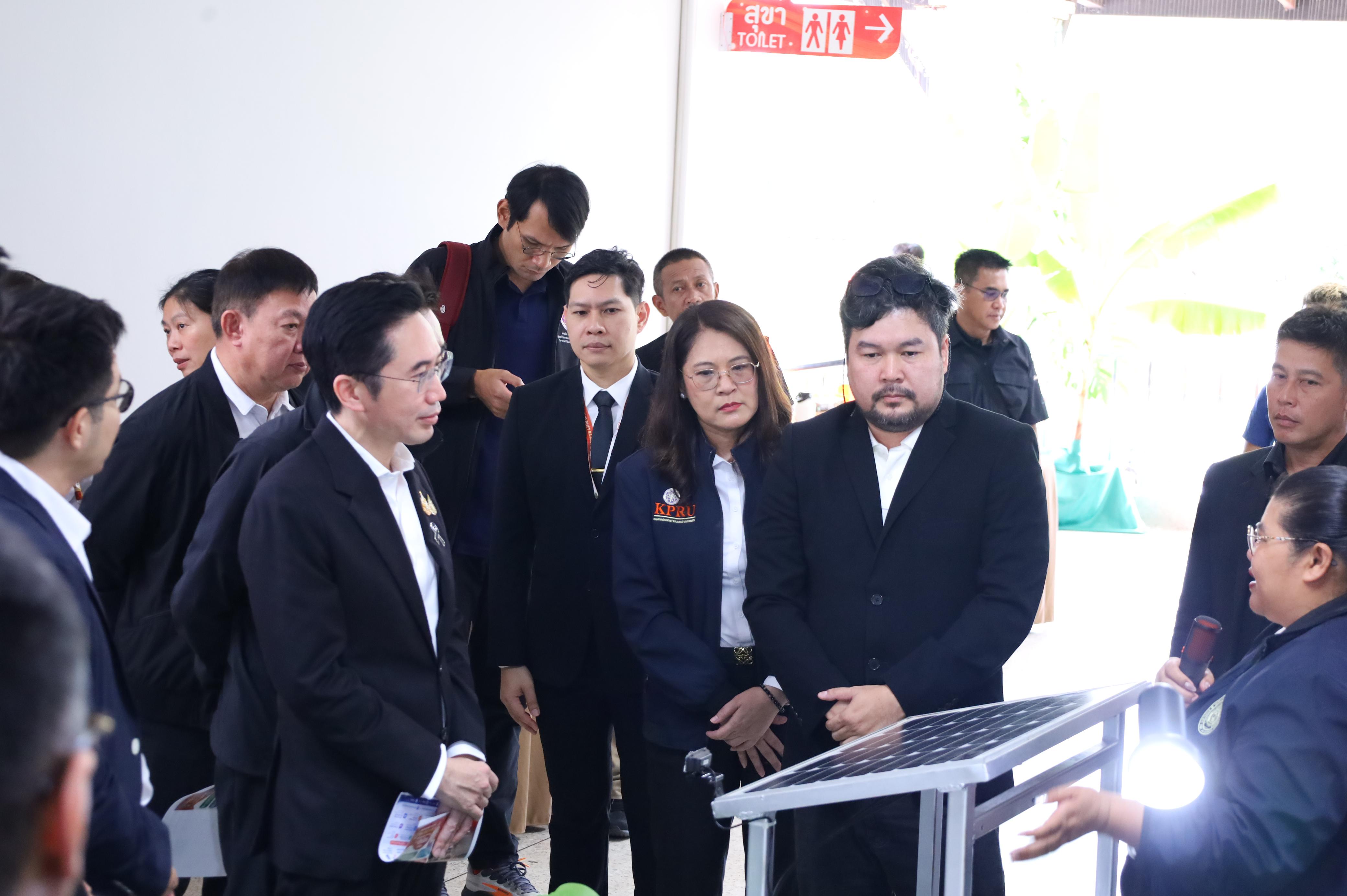 57. การขับเคลื่อนมหาวิทยาลัยราชภัฏสู่การเป็นคลังสมองของจังหวัดด้วยการผลิตบัณฑิต วิจัยและนวัตกรรมที่ตอบโจทย์พื้นที่