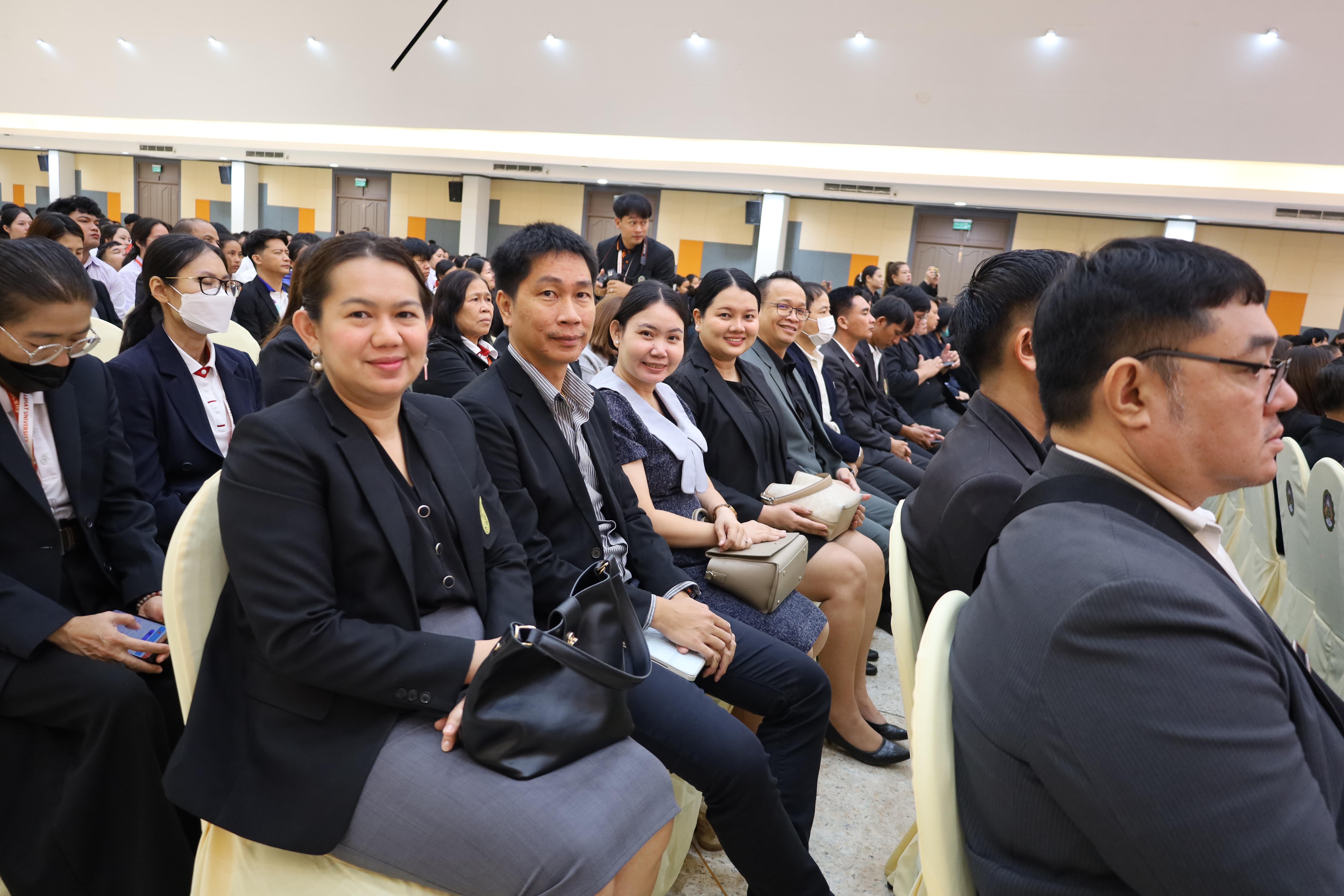 102. การขับเคลื่อนมหาวิทยาลัยราชภัฏสู่การเป็นคลังสมองของจังหวัดด้วยการผลิตบัณฑิต วิจัยและนวัตกรรมที่ตอบโจทย์พื้นที่