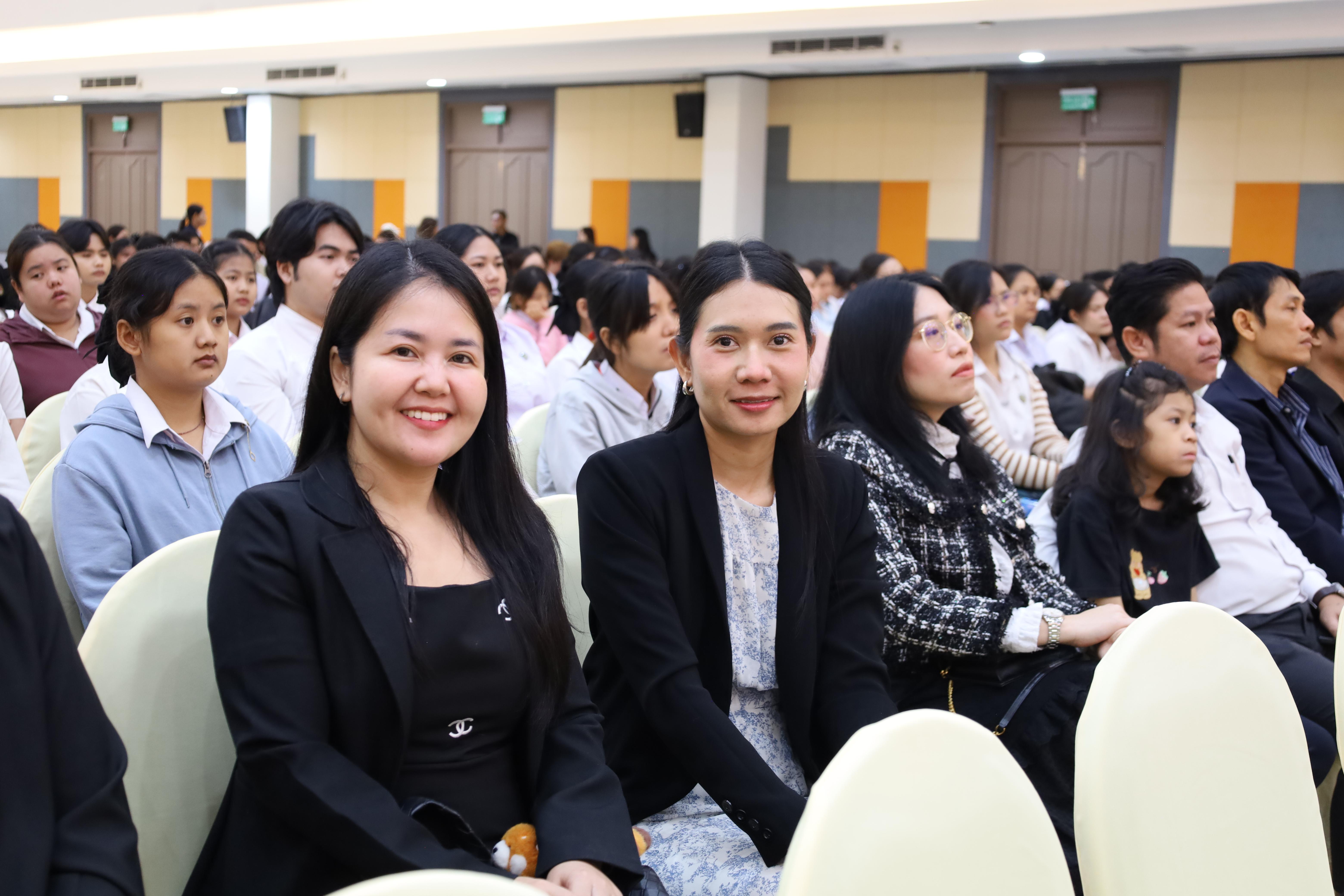 109. การขับเคลื่อนมหาวิทยาลัยราชภัฏสู่การเป็นคลังสมองของจังหวัดด้วยการผลิตบัณฑิต วิจัยและนวัตกรรมที่ตอบโจทย์พื้นที่