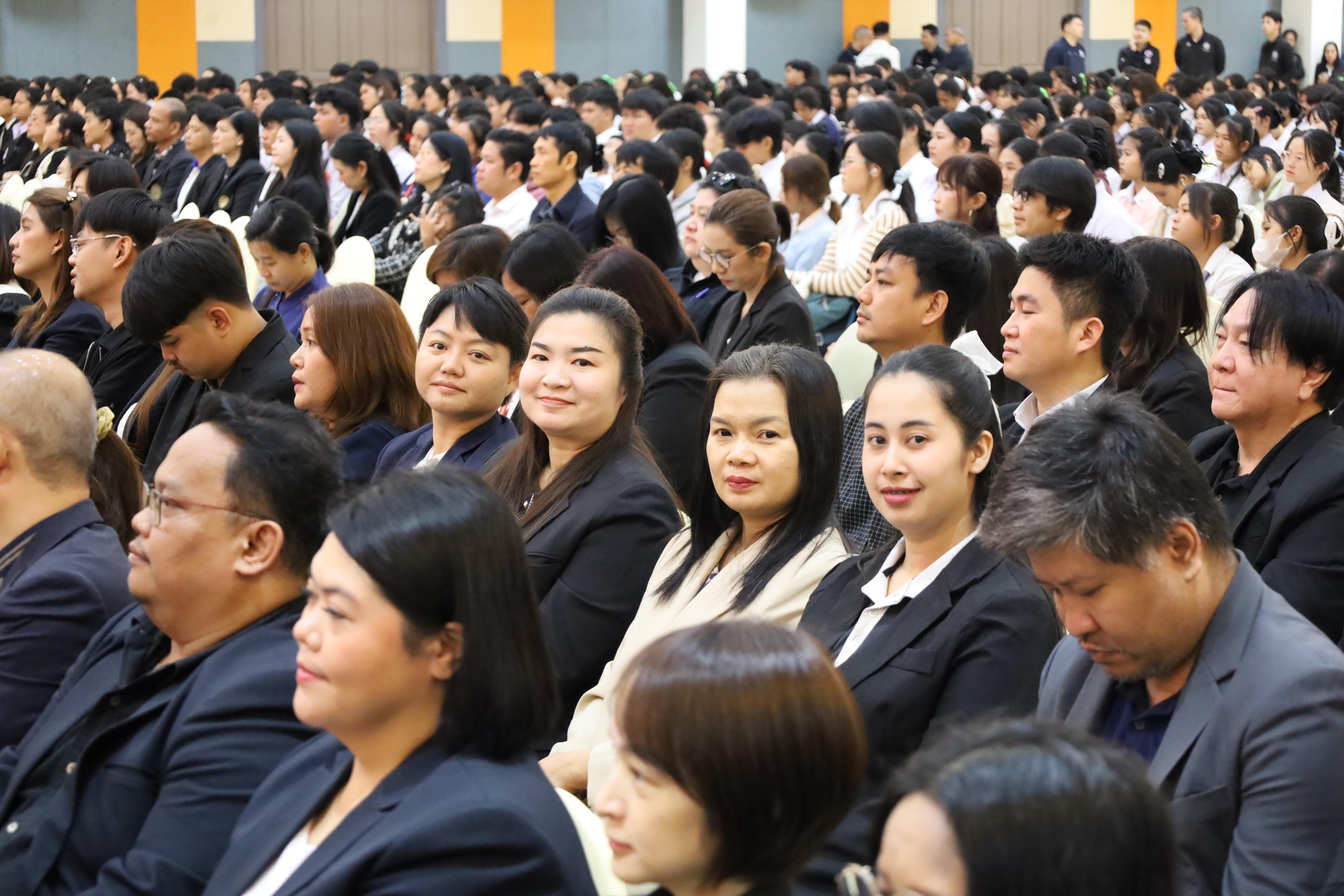 128. การขับเคลื่อนมหาวิทยาลัยราชภัฏสู่การเป็นคลังสมองของจังหวัดด้วยการผลิตบัณฑิต วิจัยและนวัตกรรมที่ตอบโจทย์พื้นที่