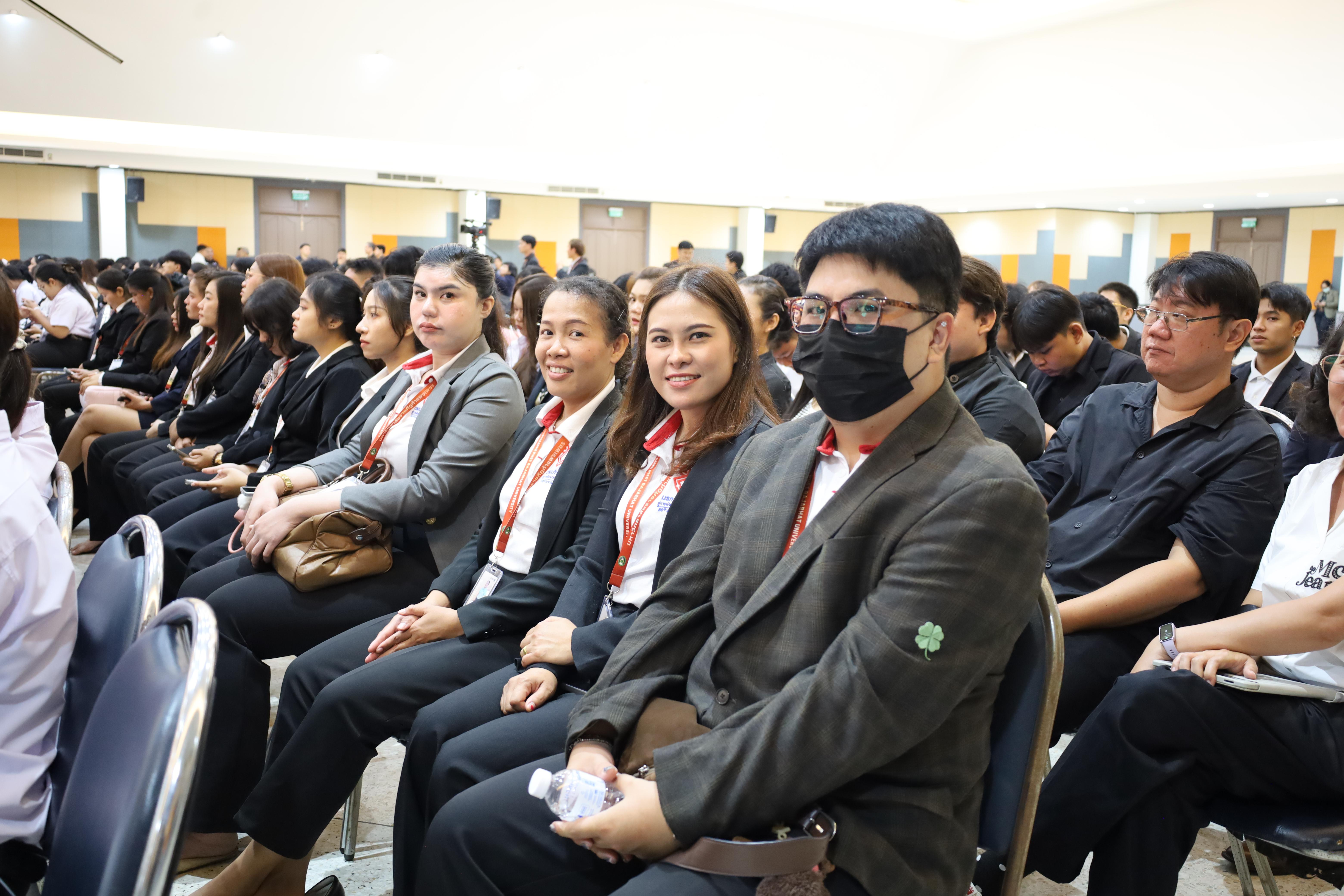 132. การขับเคลื่อนมหาวิทยาลัยราชภัฏสู่การเป็นคลังสมองของจังหวัดด้วยการผลิตบัณฑิต วิจัยและนวัตกรรมที่ตอบโจทย์พื้นที่