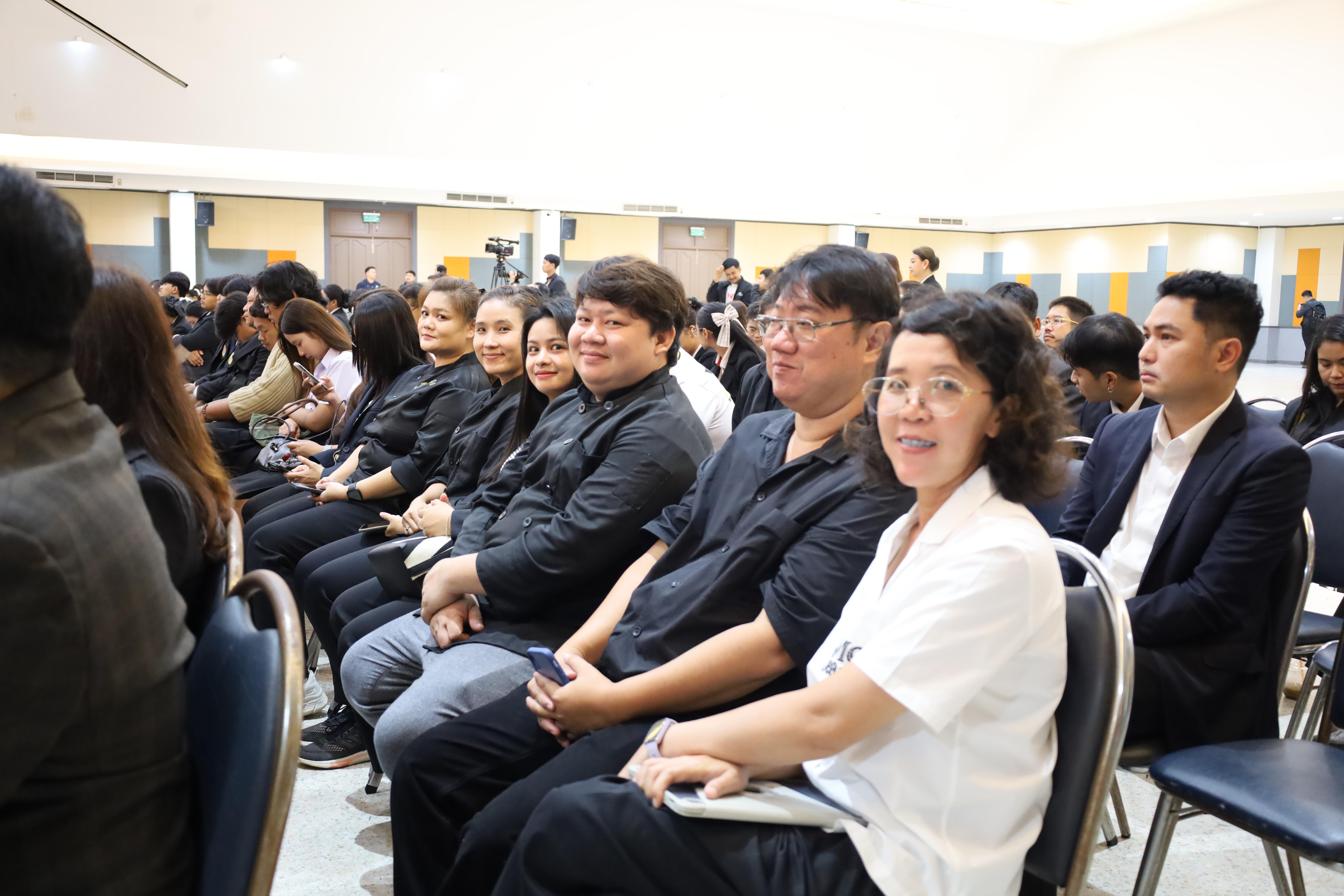 133. การขับเคลื่อนมหาวิทยาลัยราชภัฏสู่การเป็นคลังสมองของจังหวัดด้วยการผลิตบัณฑิต วิจัยและนวัตกรรมที่ตอบโจทย์พื้นที่