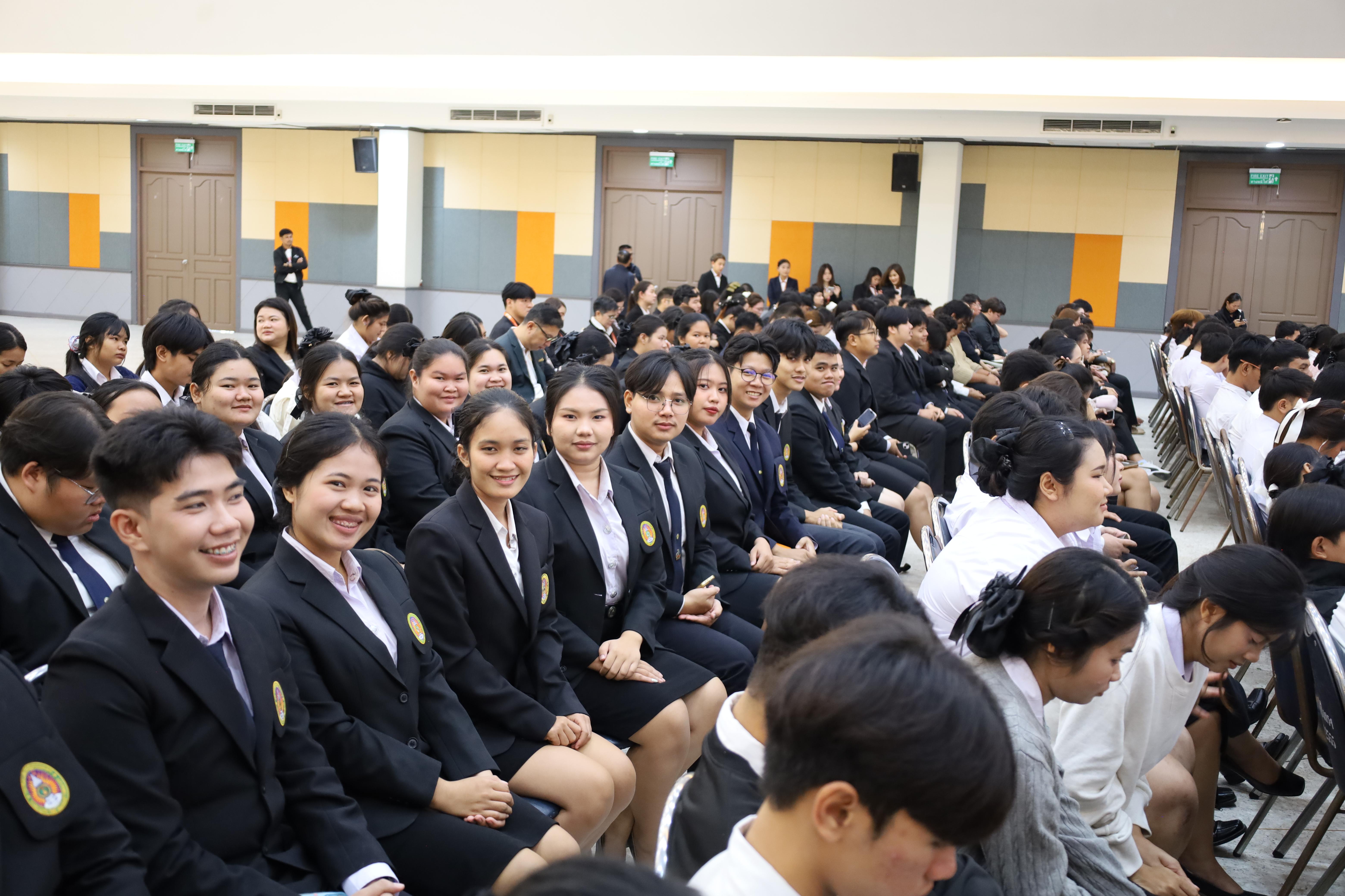 144. การขับเคลื่อนมหาวิทยาลัยราชภัฏสู่การเป็นคลังสมองของจังหวัดด้วยการผลิตบัณฑิต วิจัยและนวัตกรรมที่ตอบโจทย์พื้นที่