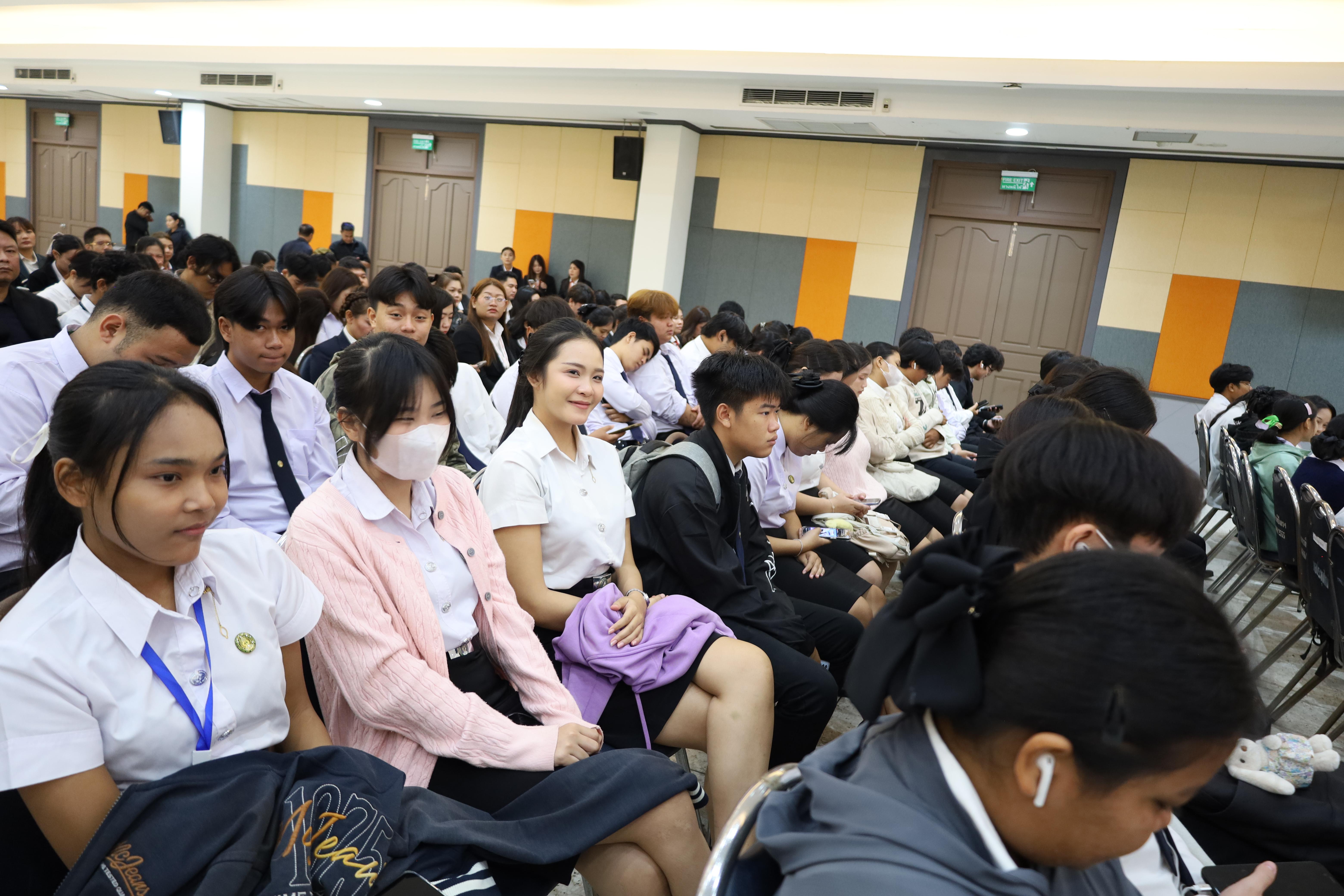 151. การขับเคลื่อนมหาวิทยาลัยราชภัฏสู่การเป็นคลังสมองของจังหวัดด้วยการผลิตบัณฑิต วิจัยและนวัตกรรมที่ตอบโจทย์พื้นที่
