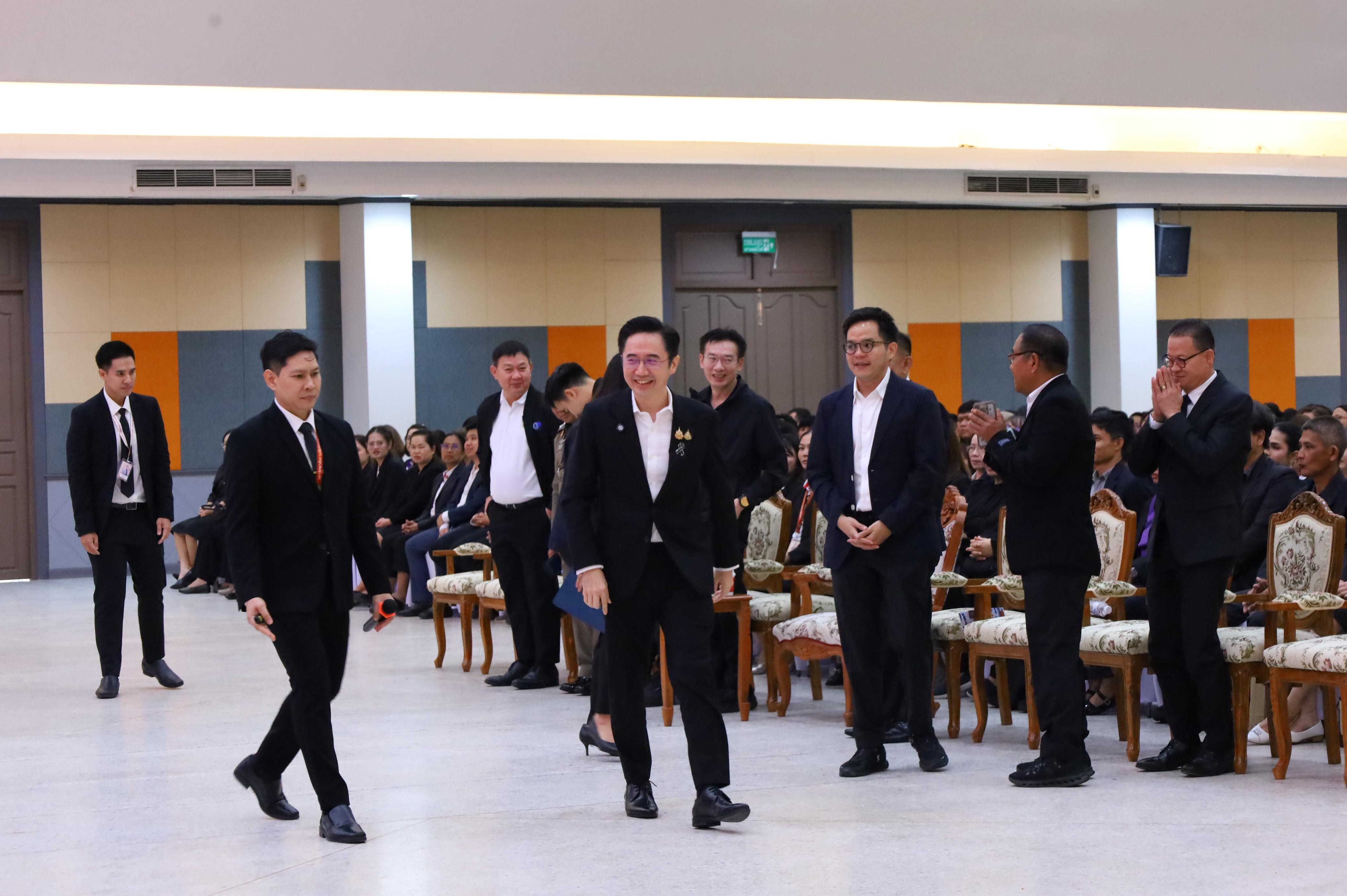 157. การขับเคลื่อนมหาวิทยาลัยราชภัฏสู่การเป็นคลังสมองของจังหวัดด้วยการผลิตบัณฑิต วิจัยและนวัตกรรมที่ตอบโจทย์พื้นที่