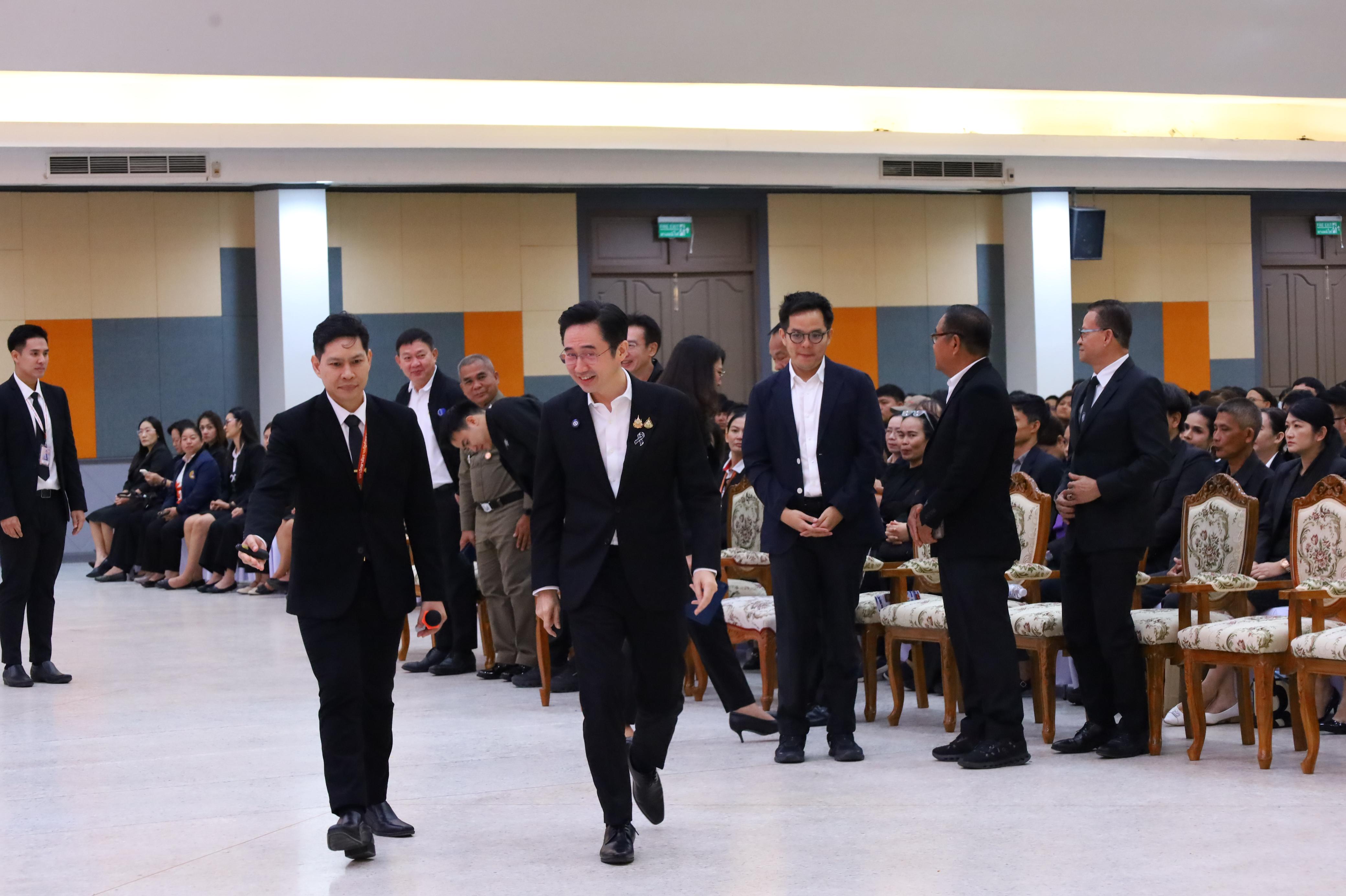 158. การขับเคลื่อนมหาวิทยาลัยราชภัฏสู่การเป็นคลังสมองของจังหวัดด้วยการผลิตบัณฑิต วิจัยและนวัตกรรมที่ตอบโจทย์พื้นที่