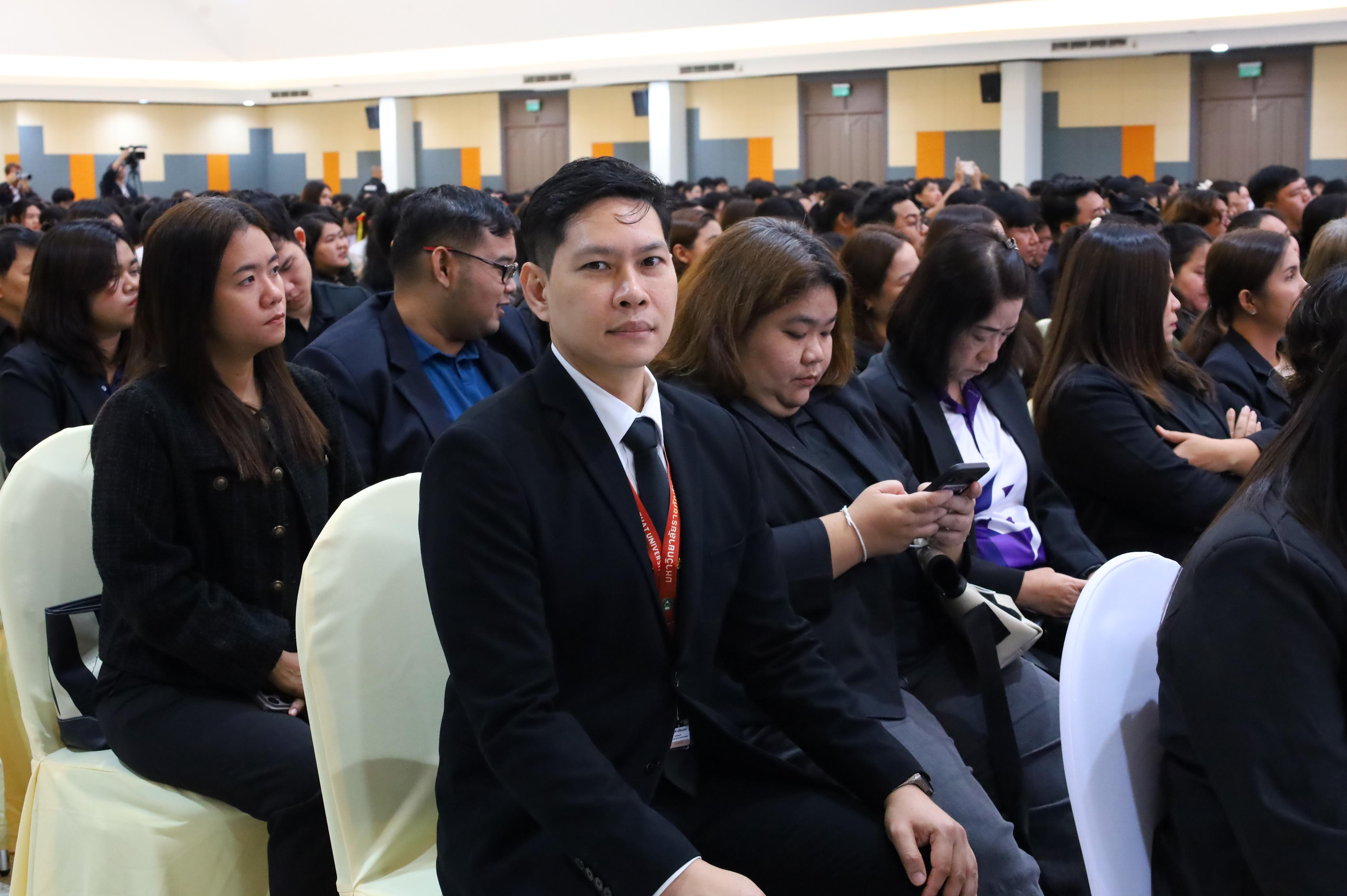 186. การขับเคลื่อนมหาวิทยาลัยราชภัฏสู่การเป็นคลังสมองของจังหวัดด้วยการผลิตบัณฑิต วิจัยและนวัตกรรมที่ตอบโจทย์พื้นที่