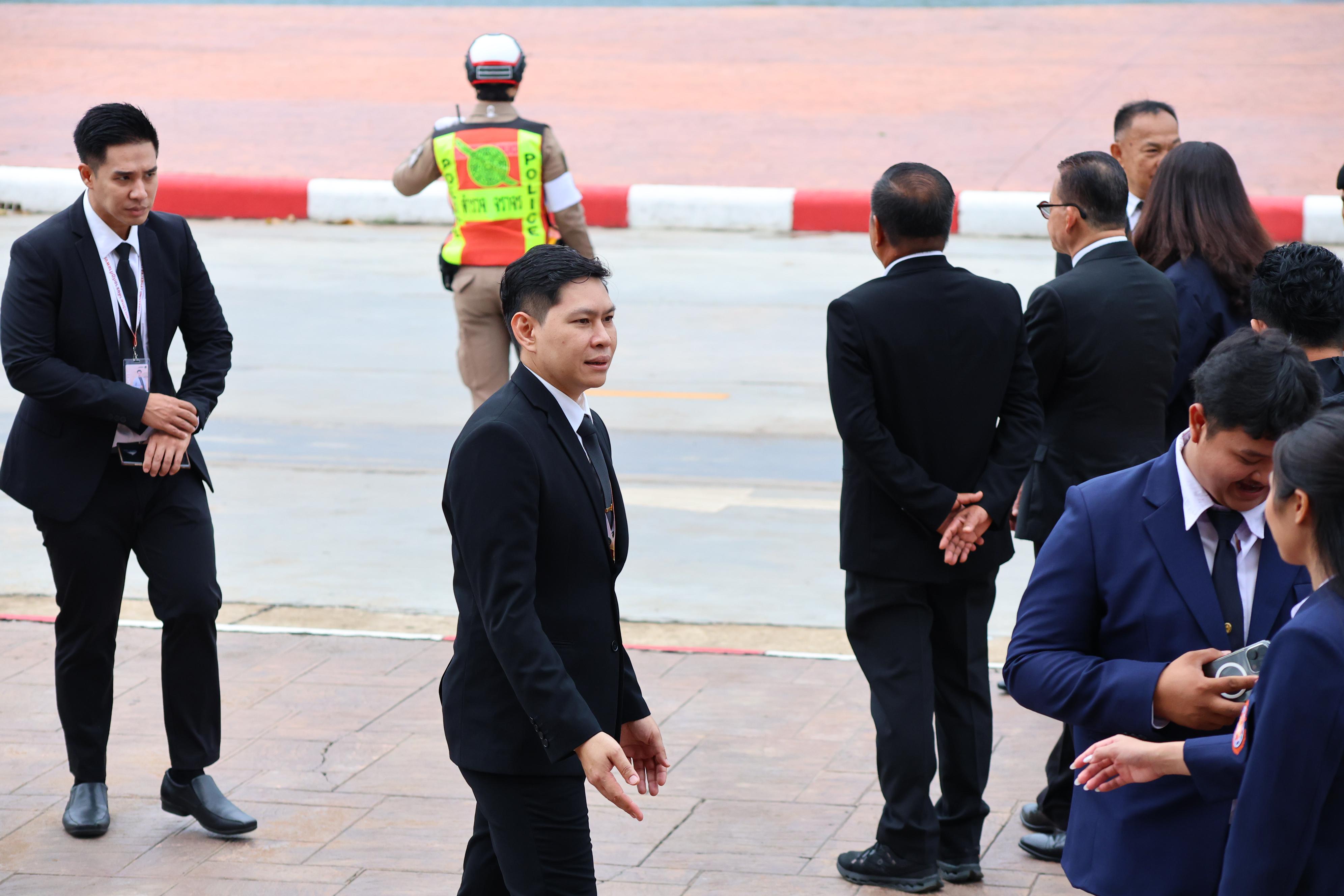 259. การขับเคลื่อนมหาวิทยาลัยราชภัฏสู่การเป็นคลังสมองของจังหวัดด้วยการผลิตบัณฑิต วิจัยและนวัตกรรมที่ตอบโจทย์พื้นที่