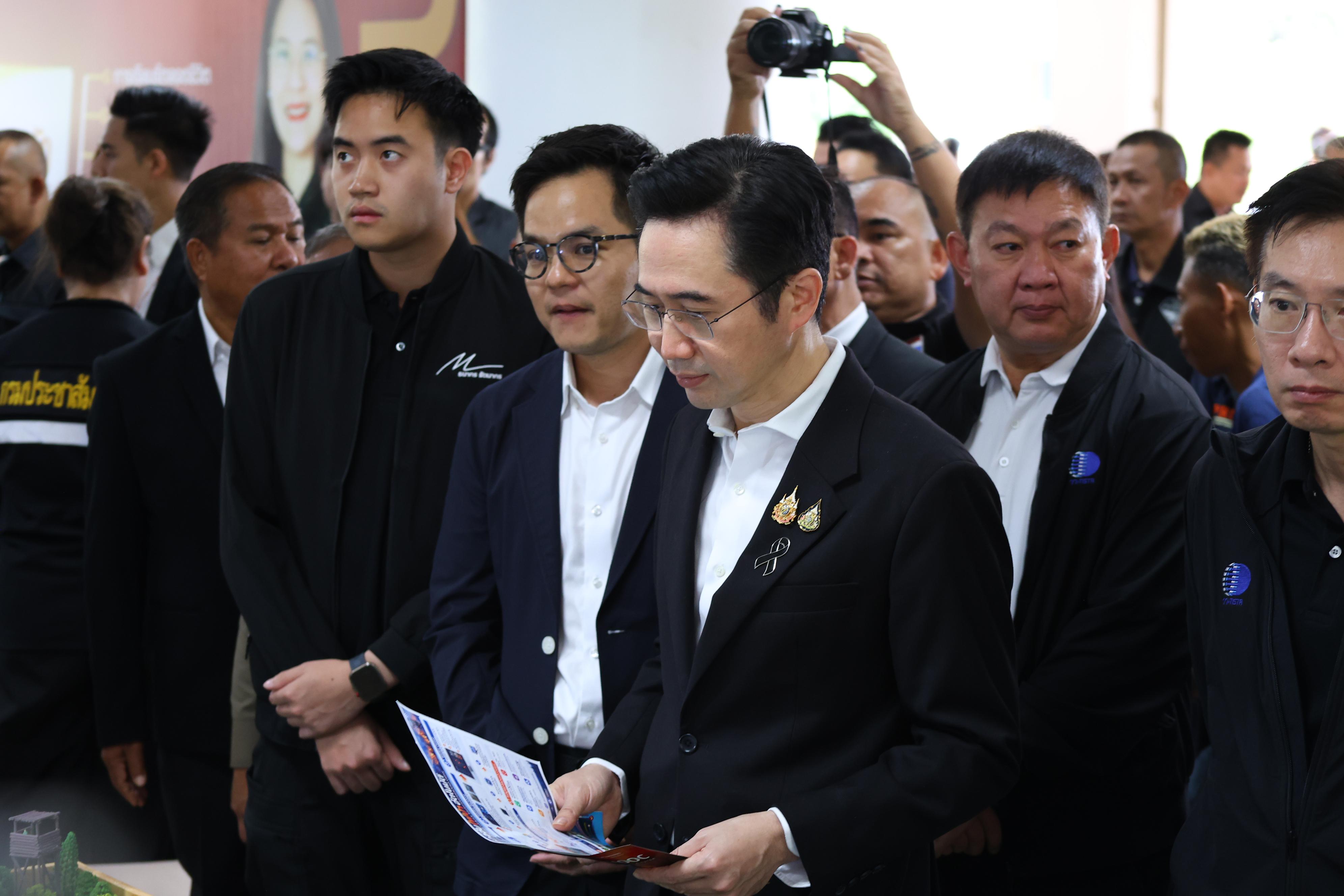 262. การขับเคลื่อนมหาวิทยาลัยราชภัฏสู่การเป็นคลังสมองของจังหวัดด้วยการผลิตบัณฑิต วิจัยและนวัตกรรมที่ตอบโจทย์พื้นที่